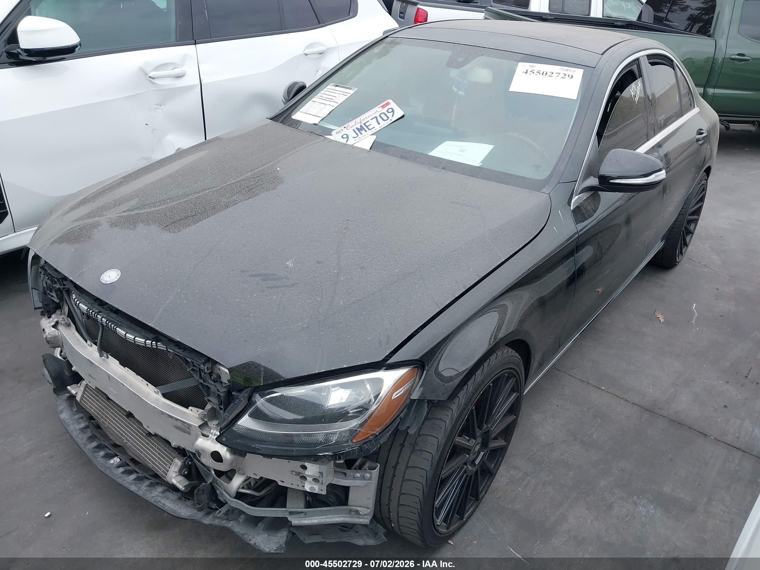 2015 Mercedes-benz C 300   Black vin: 55SWF4JB0FU072518