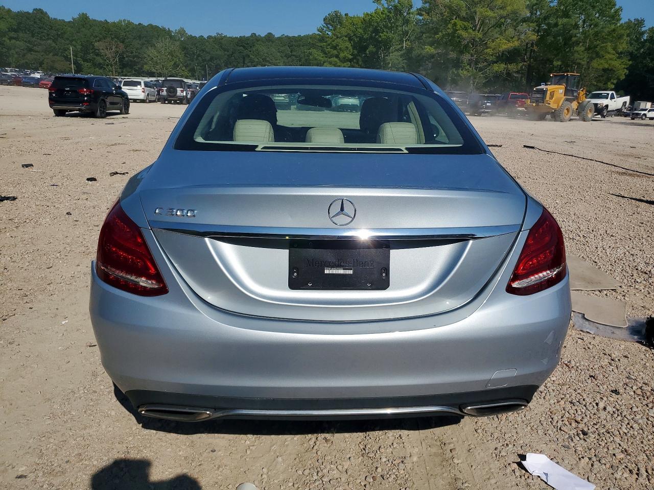 2015 Mercedes-benz C 300 Silver vin: 55SWF4JB0FU076522