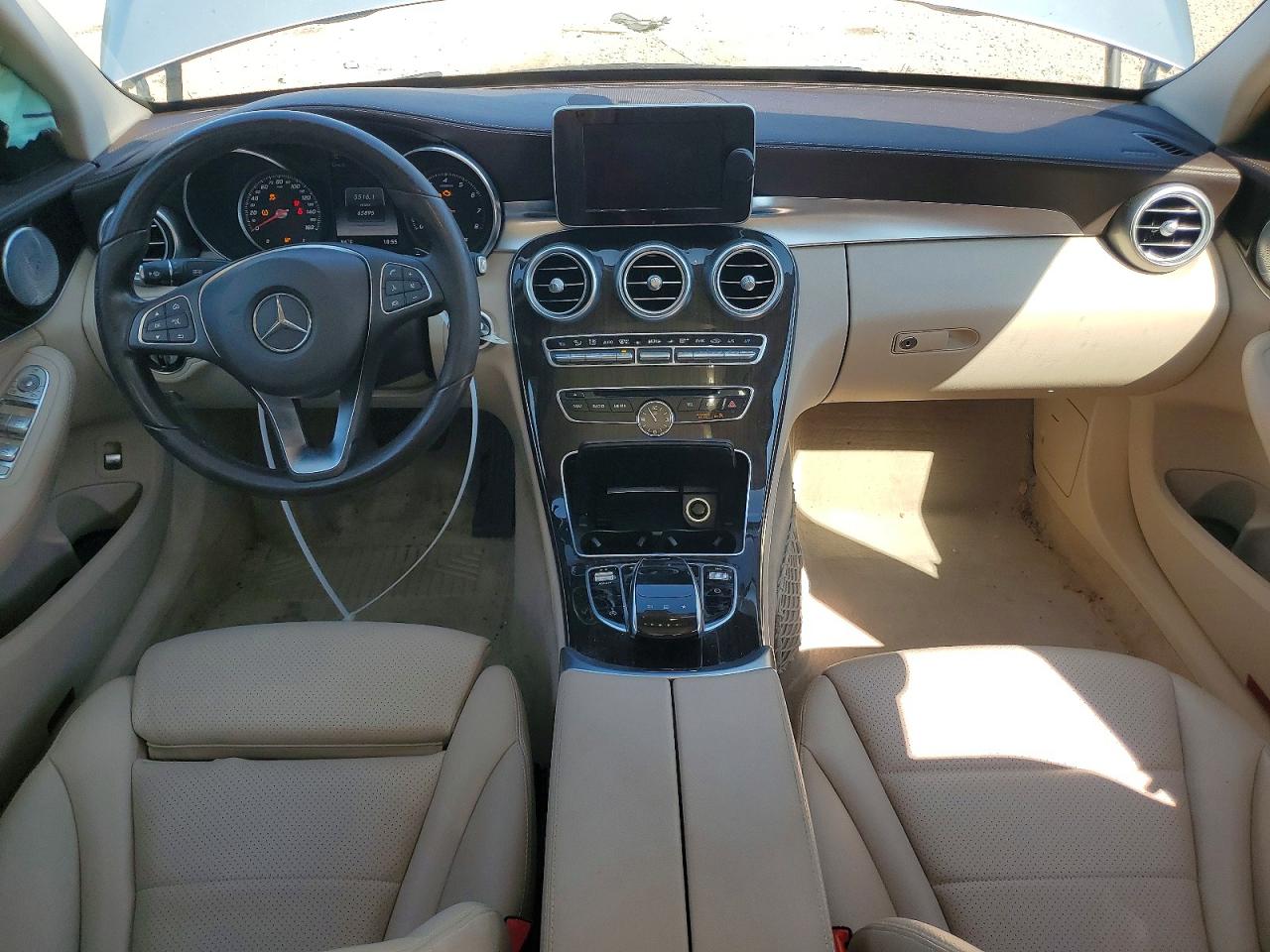 2015 Mercedes-benz C 300 Silver vin: 55SWF4JB0FU076522