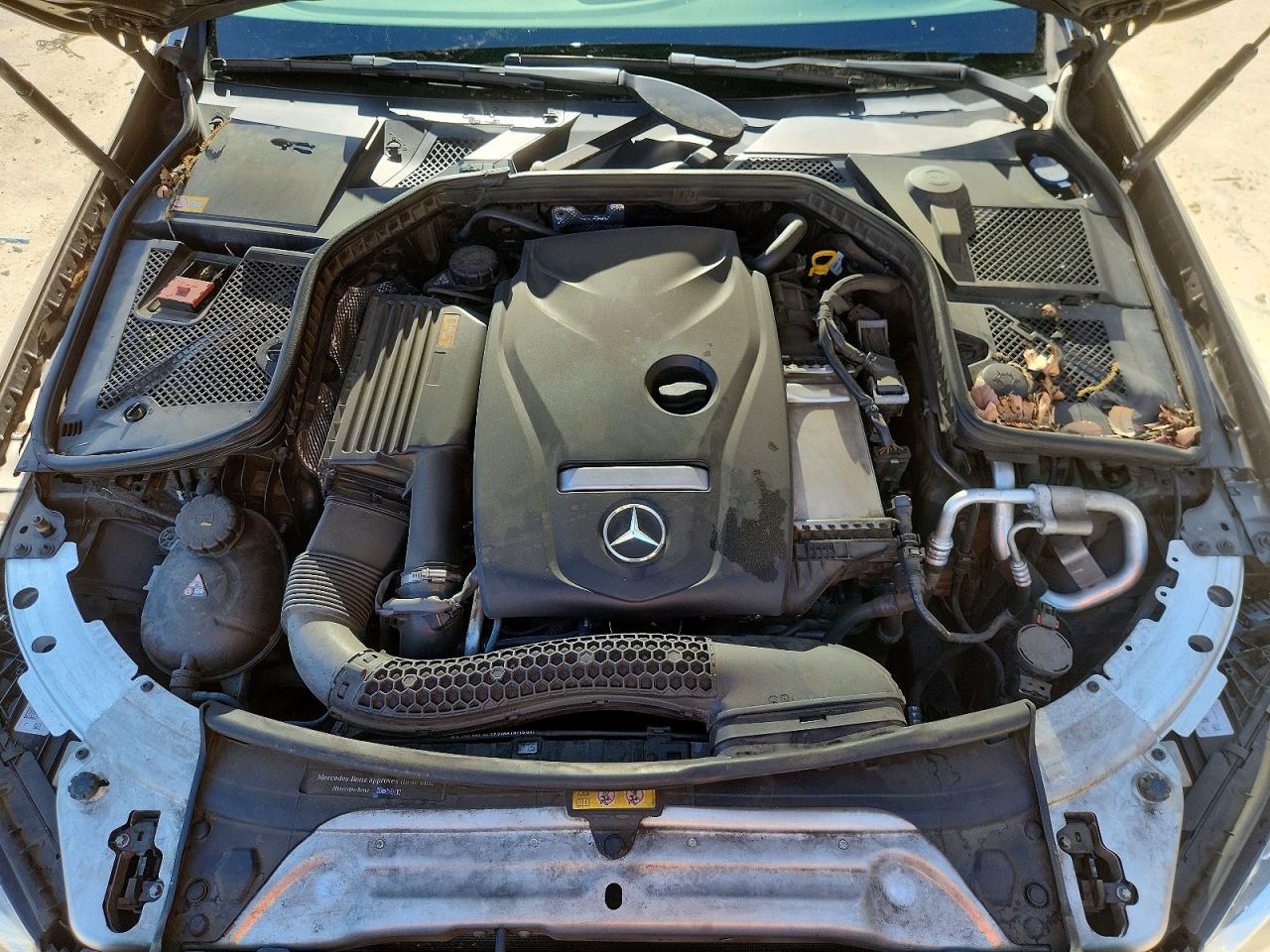 2015 Mercedes-benz C 300 Коричневый vin: 55SWF4JB0FU091263