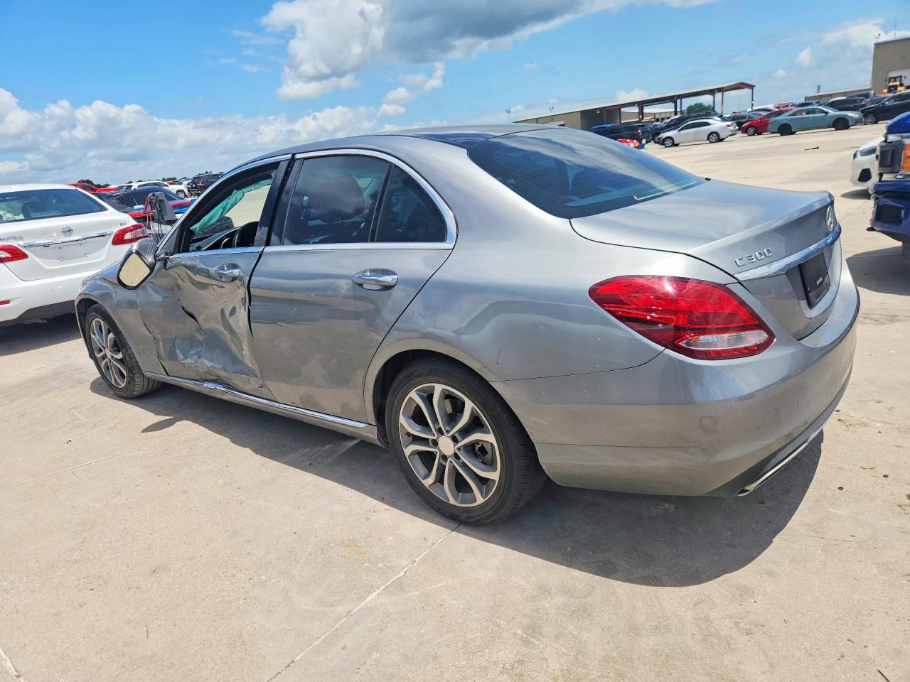 2016 Mercedes-benz C 300 Silver vin: 55SWF4JB0GU126160