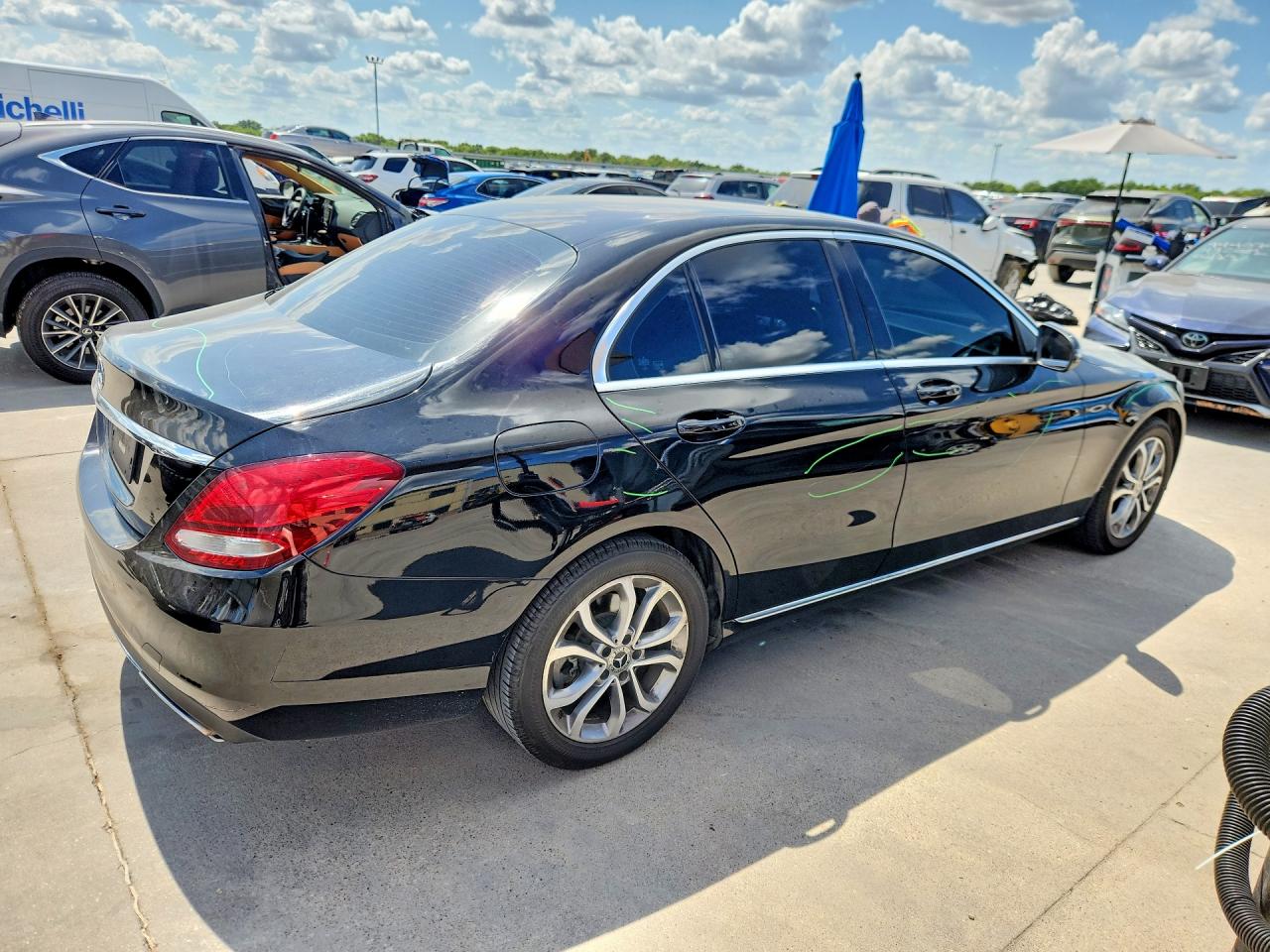 2017 Mercedes-benz C 300 Black vin: 55SWF4JB0HU232464