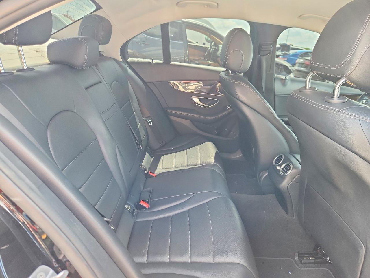 2017 Mercedes-benz C 300 Black vin: 55SWF4JB0HU232464