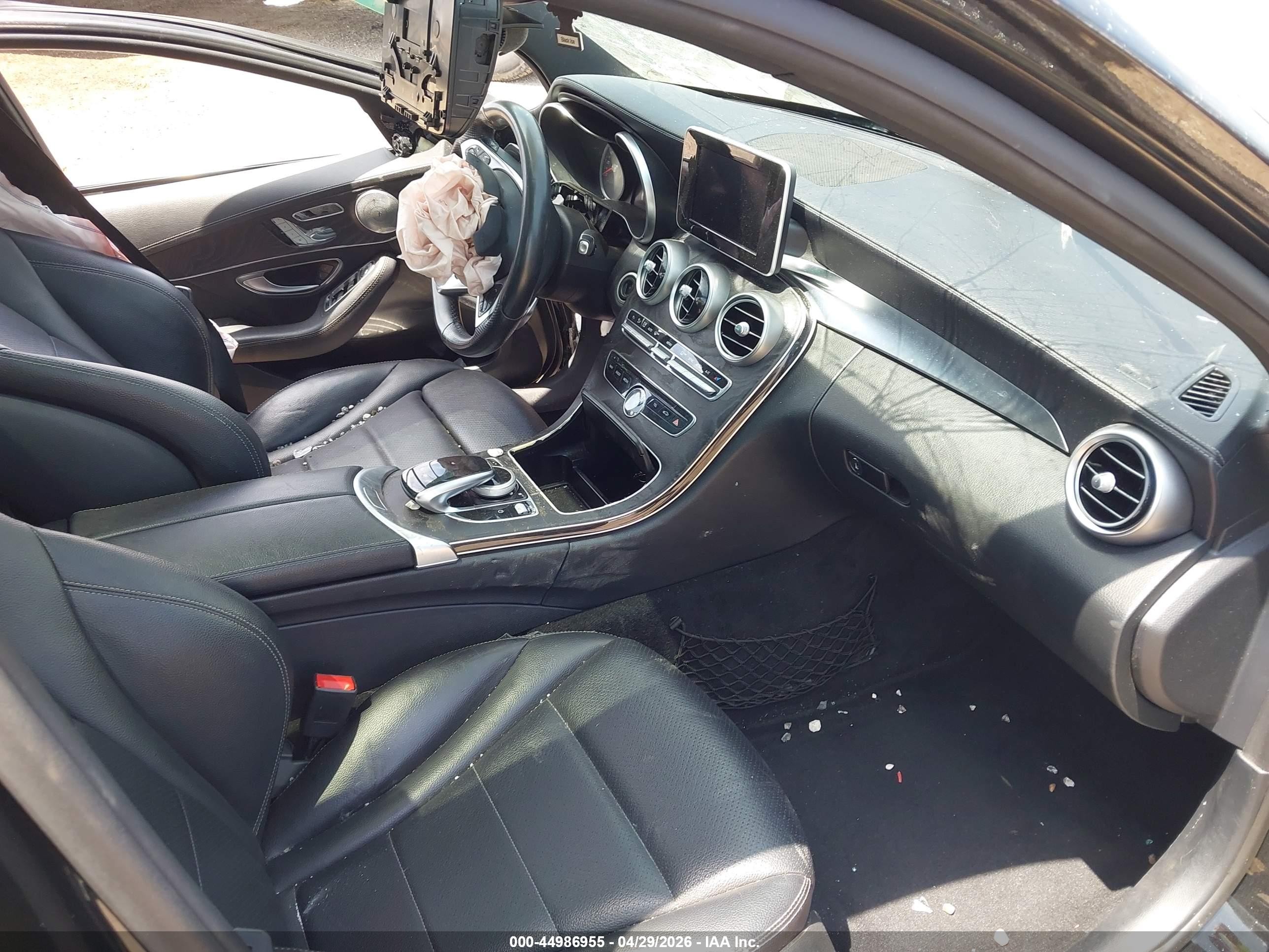 2015 Mercedes-benz C 300 Sport Черный vin: 55SWF4JB1FU053234