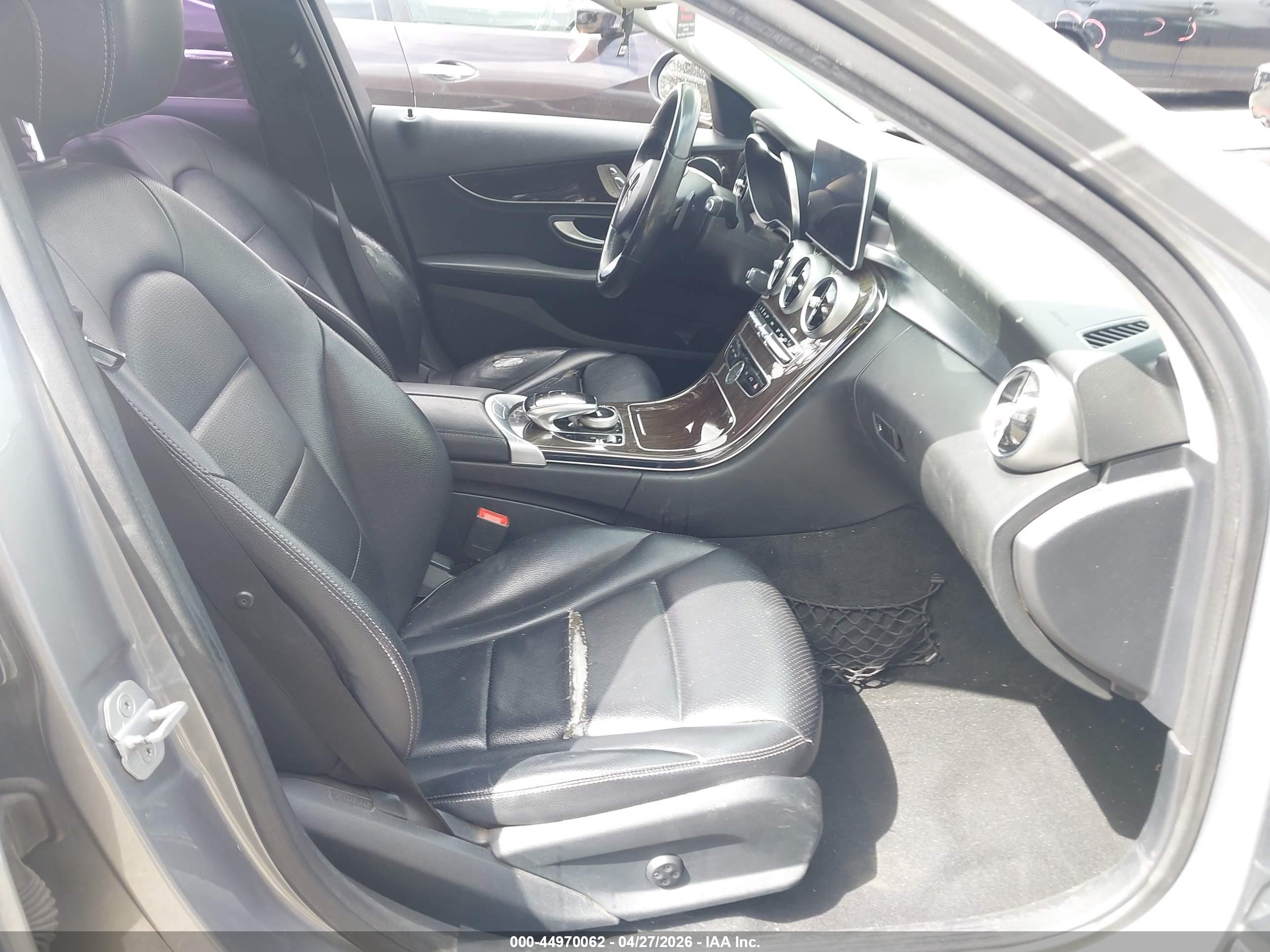 2015 Mercedes-benz C 300   Gray vin: 55SWF4JB1FU068235