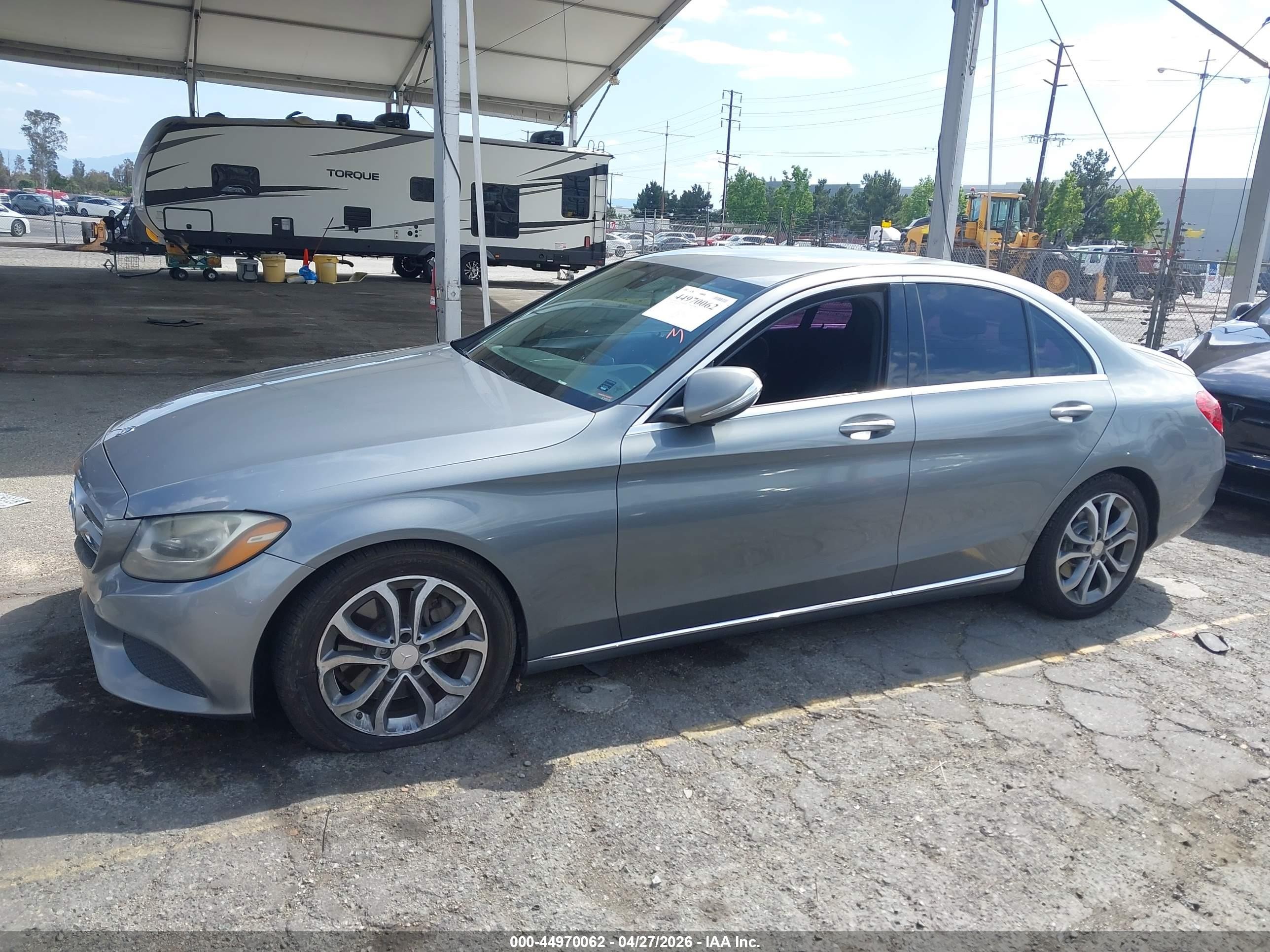 2015 Mercedes-benz C 300   Gray vin: 55SWF4JB1FU068235