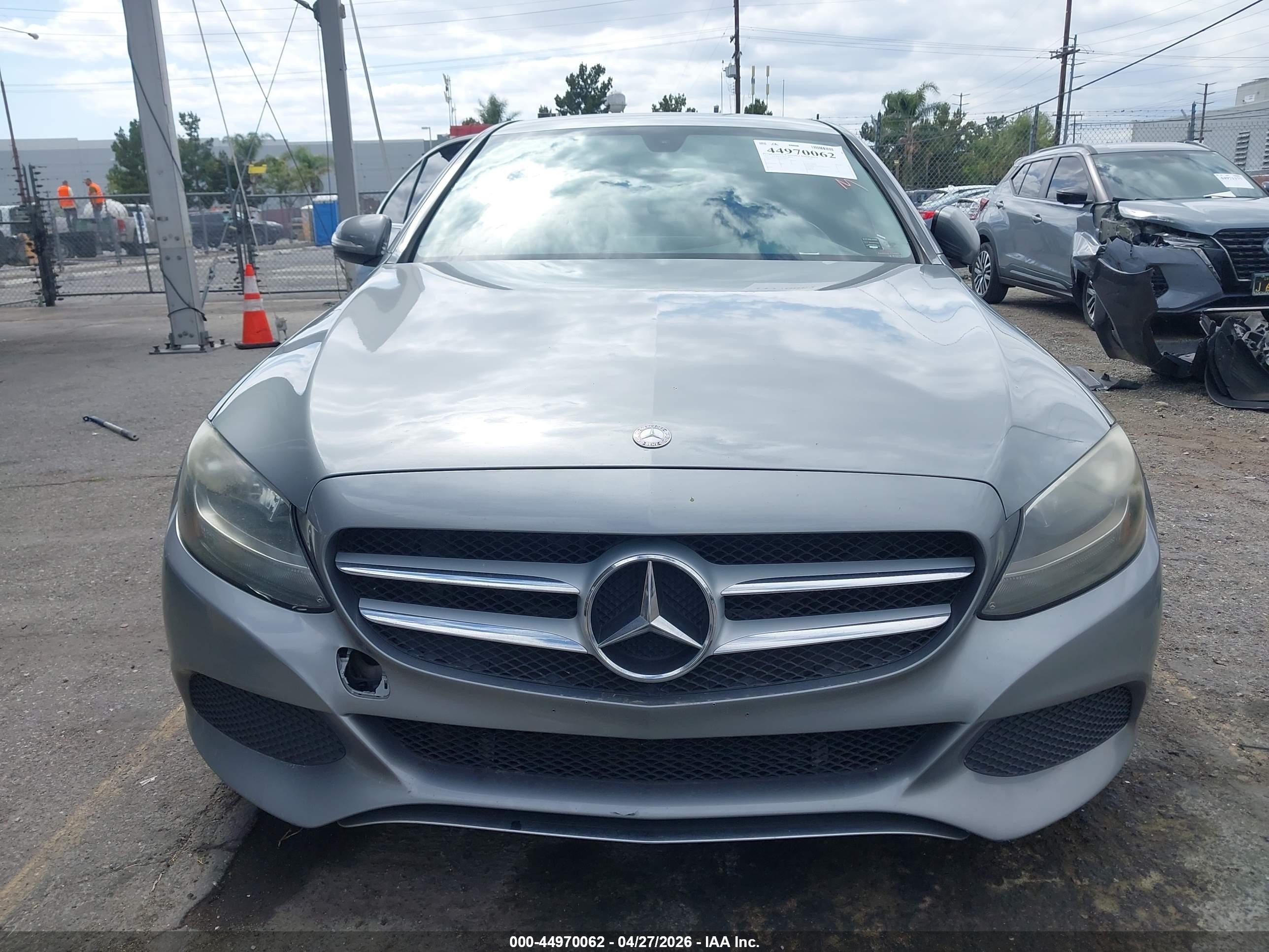 2015 Mercedes-benz C 300   Gray vin: 55SWF4JB1FU068235