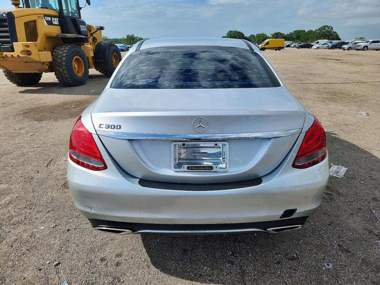 2015 Mercedes-benz C 300 Silver vin: 55SWF4JB1FU085116