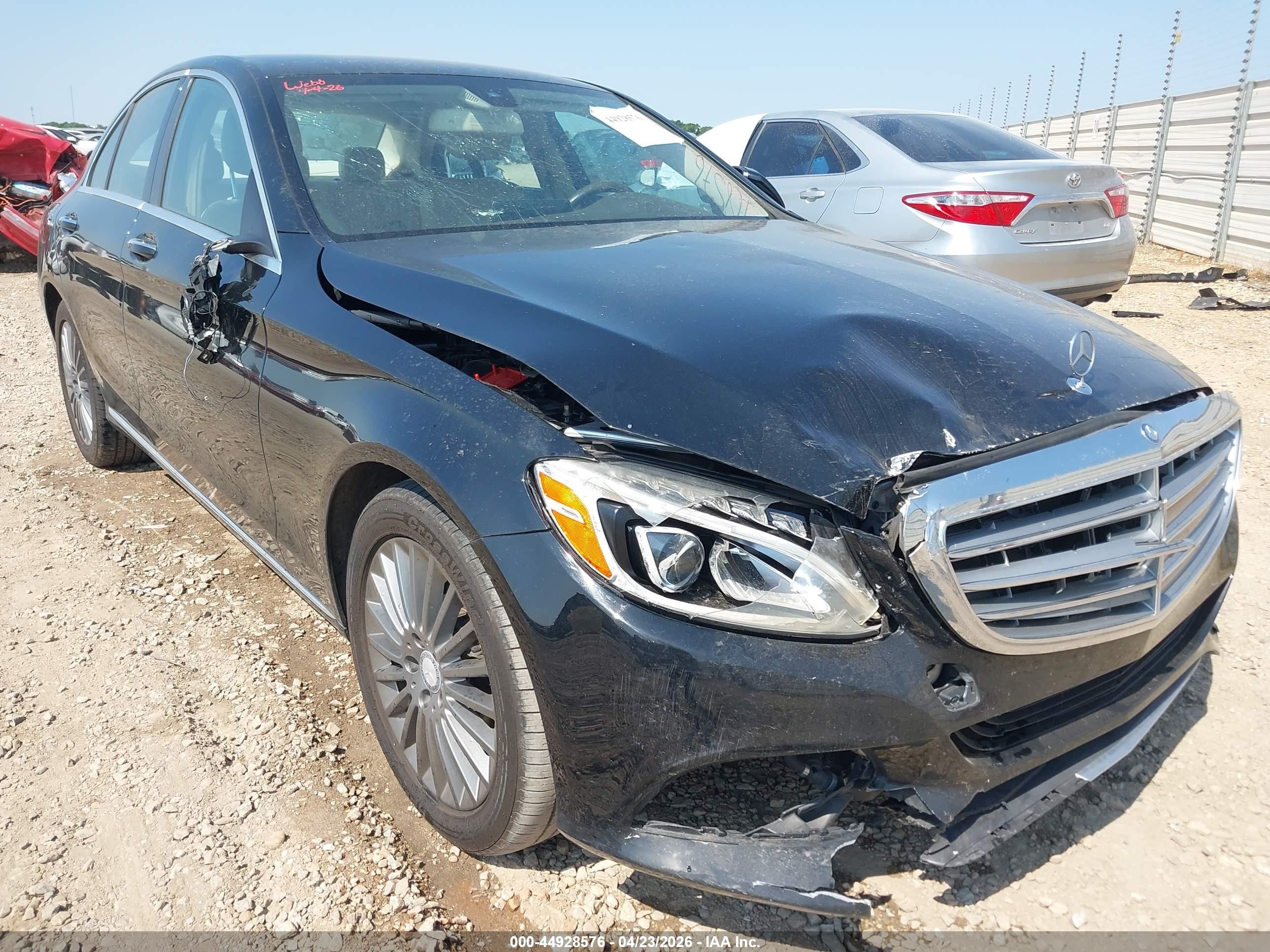 2015 Mercedes-benz C 300 Luxury Black vin: 55SWF4JB1FU087691
