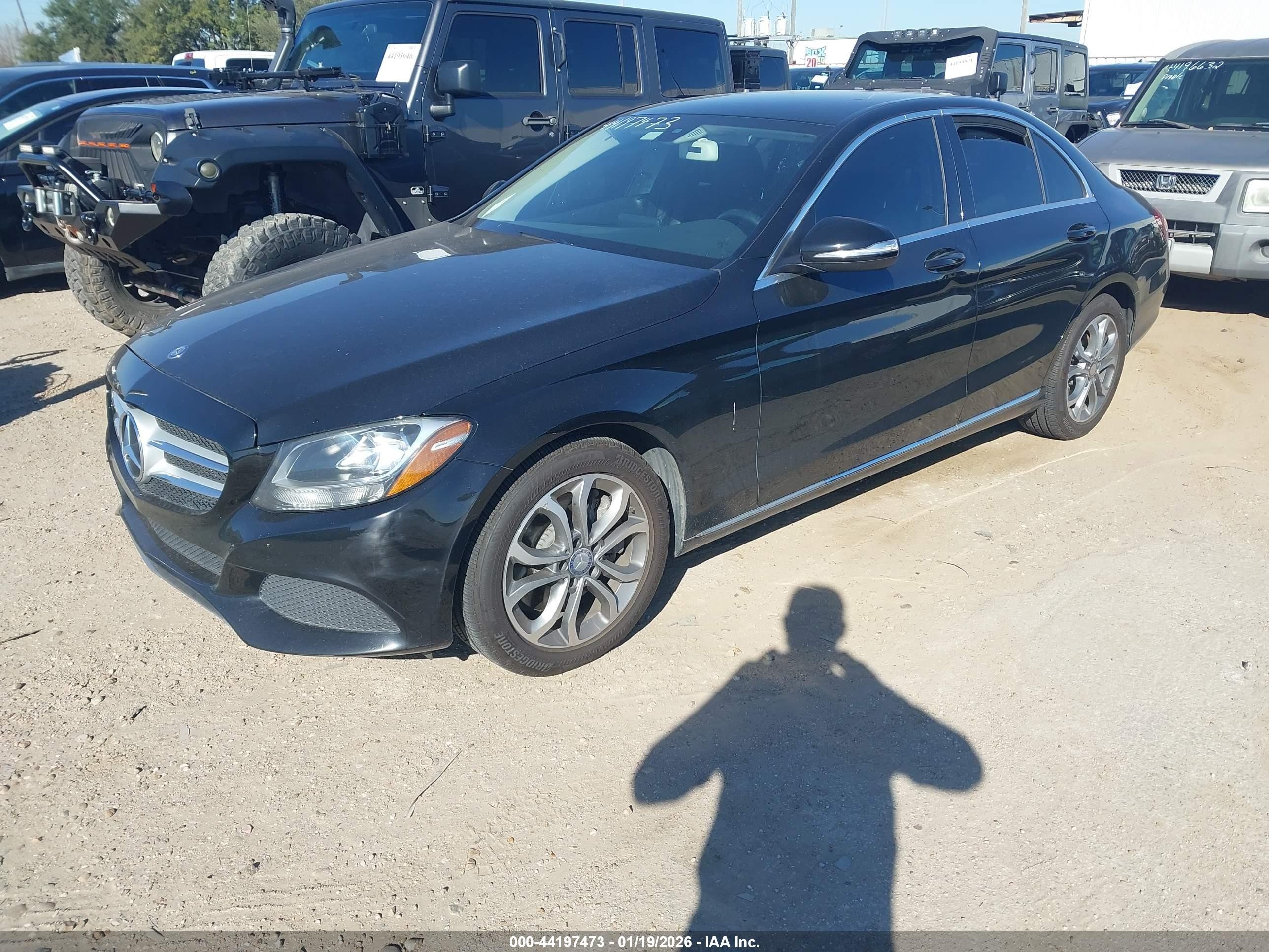 2015 Mercedes-benz C 300   Black vin: 55SWF4JB1FU087741