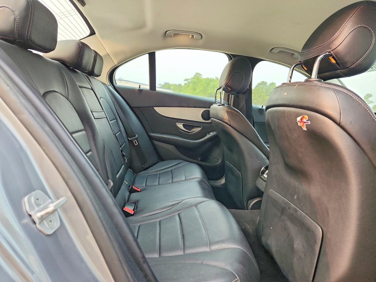 2015 Mercedes-benz C 300 Серый vin: 55SWF4JB1FU092499