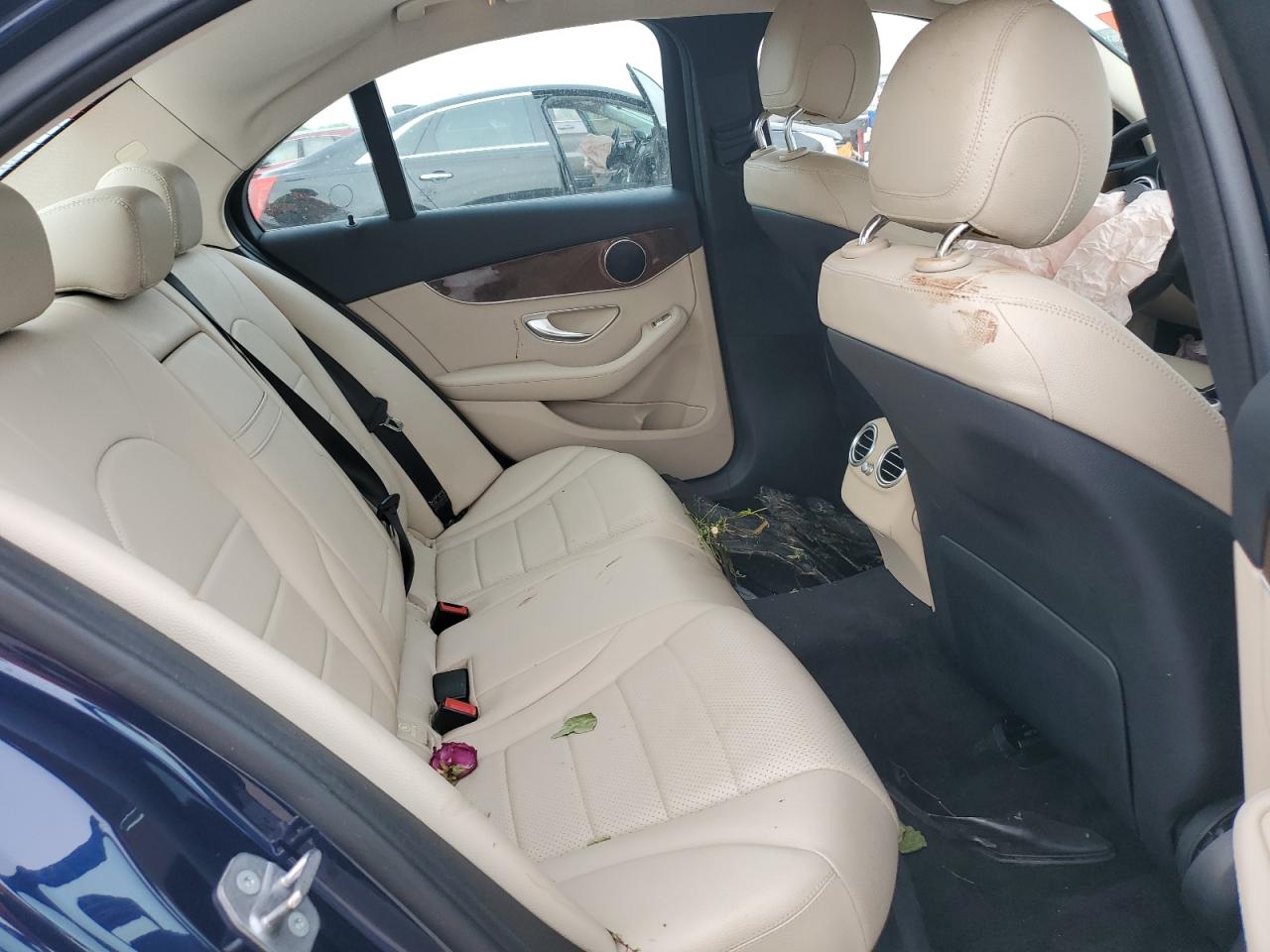 2016 Mercedes-benz C 300 Blue vin: 55SWF4JB1GU160219