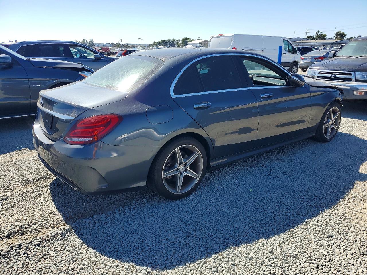 2015 Mercedes-benz C 300 Gray vin: 55SWF4JB2FU043036