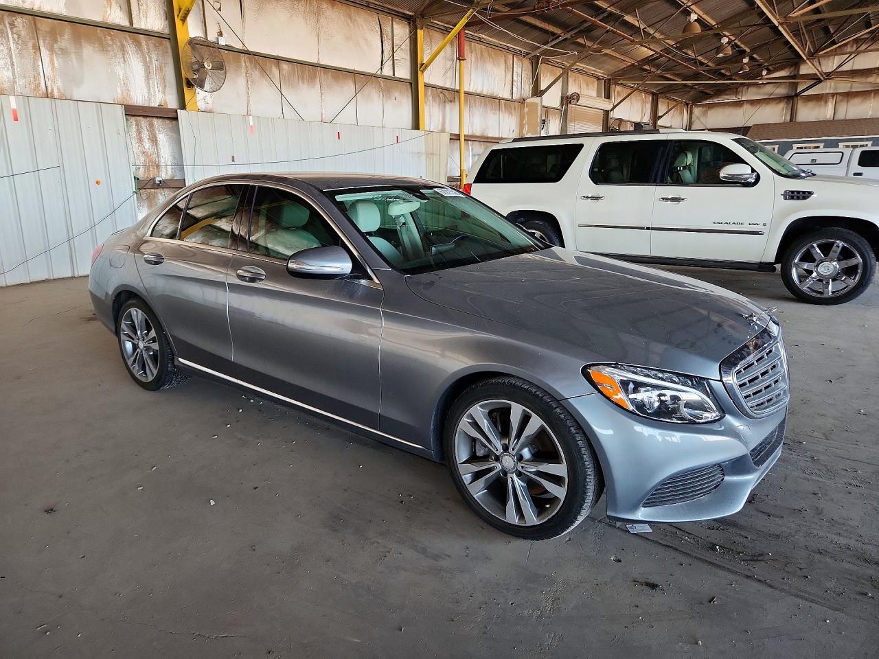 2015 Mercedes-benz C 300 Gray vin: 55SWF4JB2FU054781