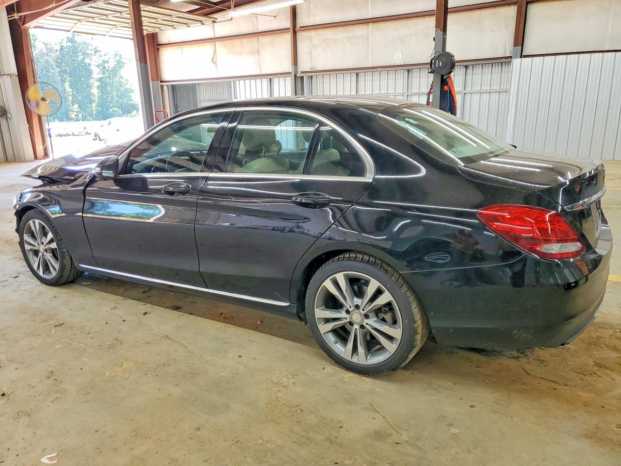 2015 Mercedes-benz C 300 Black vin: 55SWF4JB2FU055025