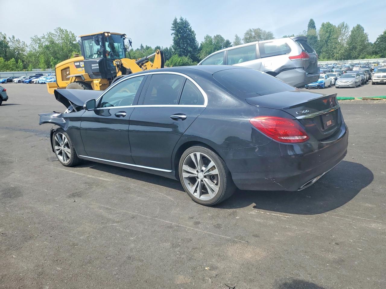 2015 Mercedes-benz C 300 Черный vin: 55SWF4JB2FU056966