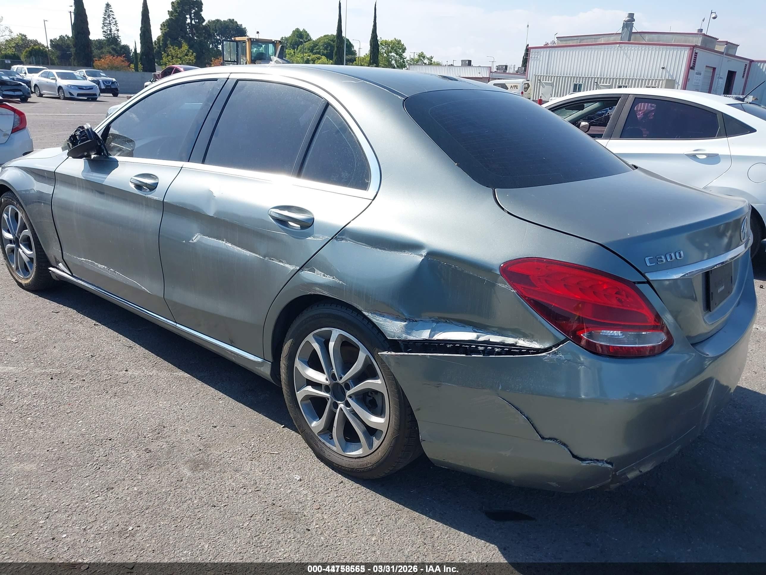 2015 Mercedes-benz C 300 Luxury/sport Серый vin: 55SWF4JB2FU065165