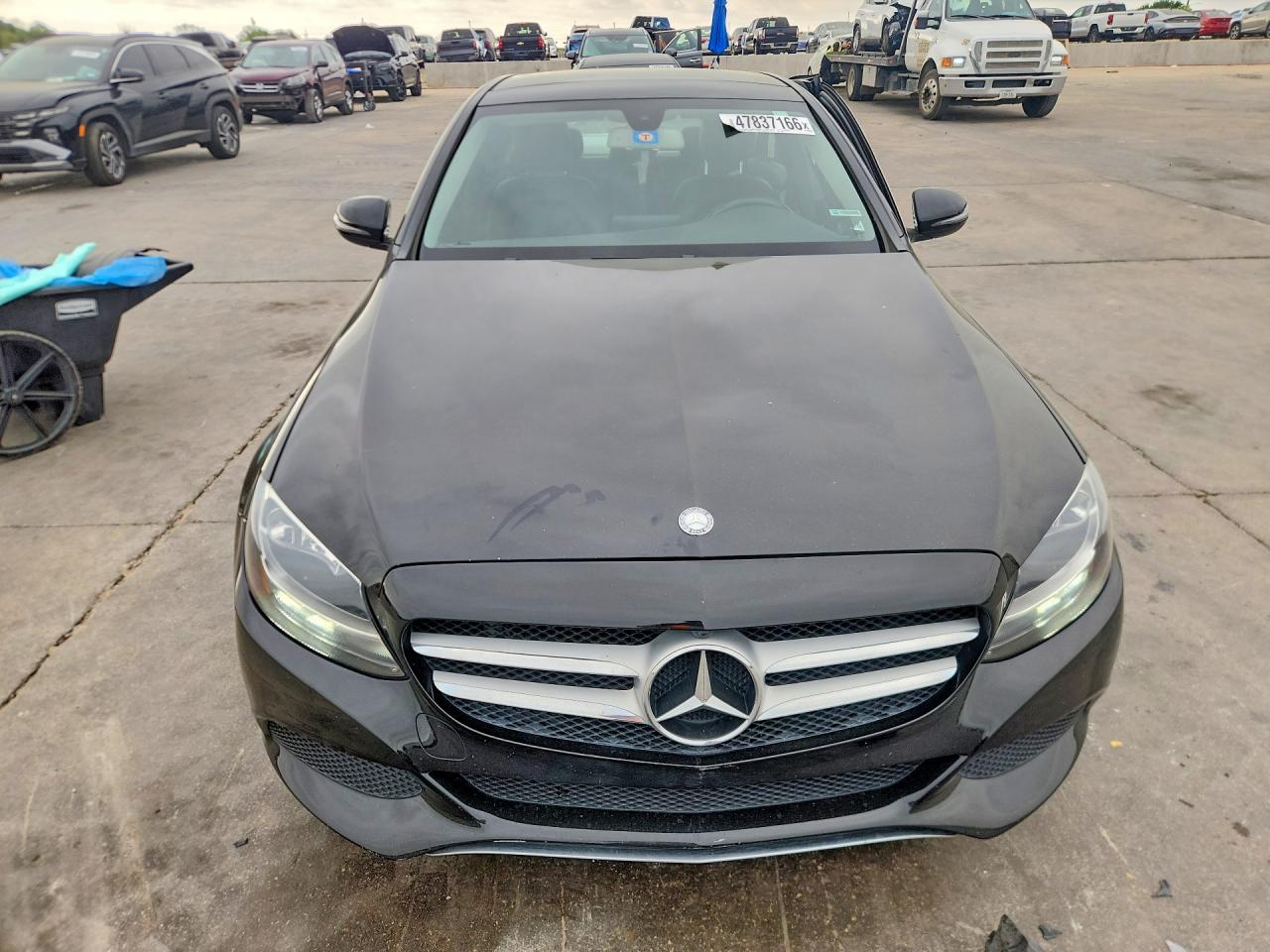 2017 Mercedes-benz C 300 Charcoal vin: 55SWF4JB2HU183851