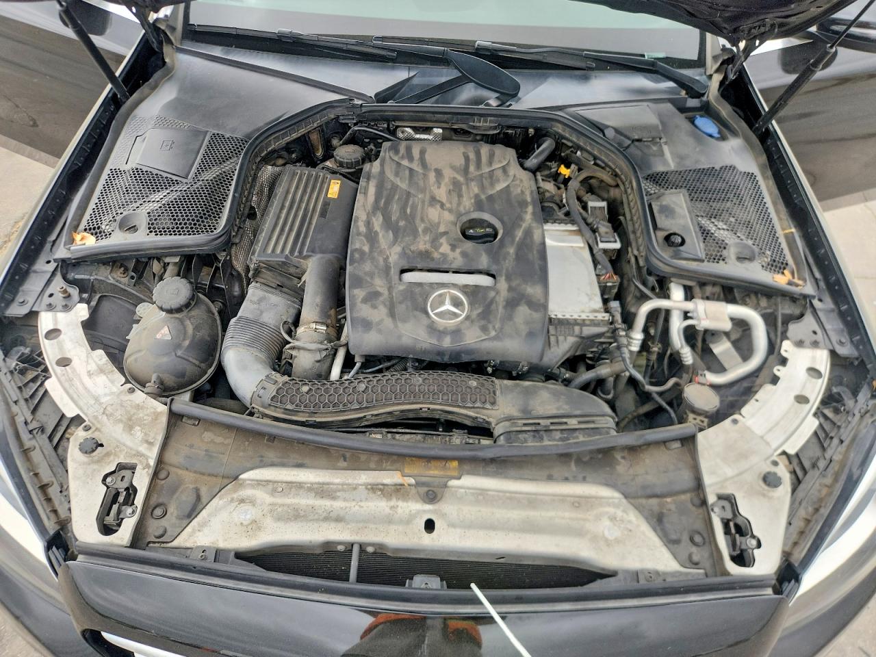 2017 Mercedes-benz C 300 Charcoal vin: 55SWF4JB2HU183851