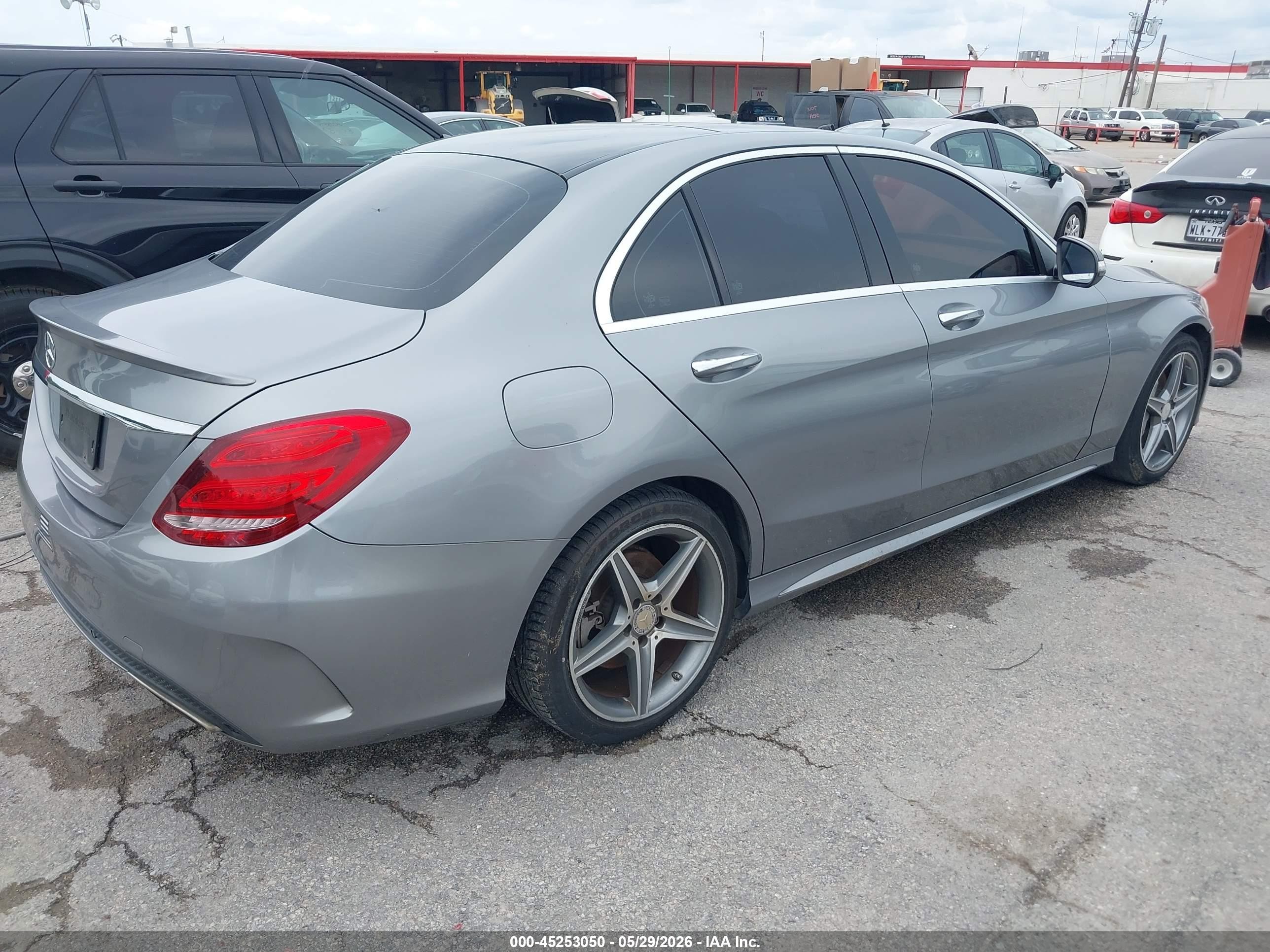 2015 Mercedes-benz C 300 Sport Silver vin: 55SWF4JB3FU054336