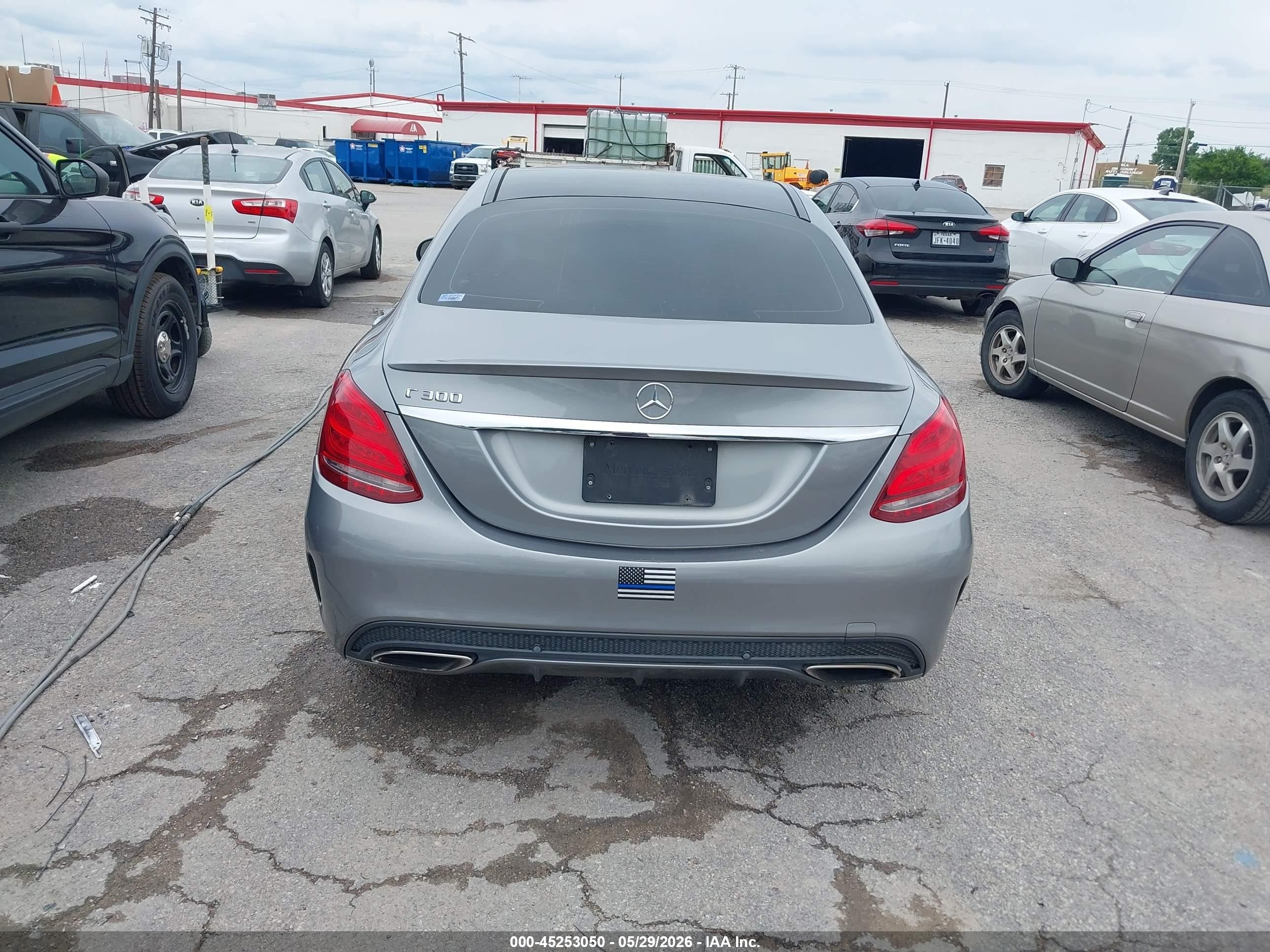 2015 Mercedes-benz C 300 Sport Silver vin: 55SWF4JB3FU054336