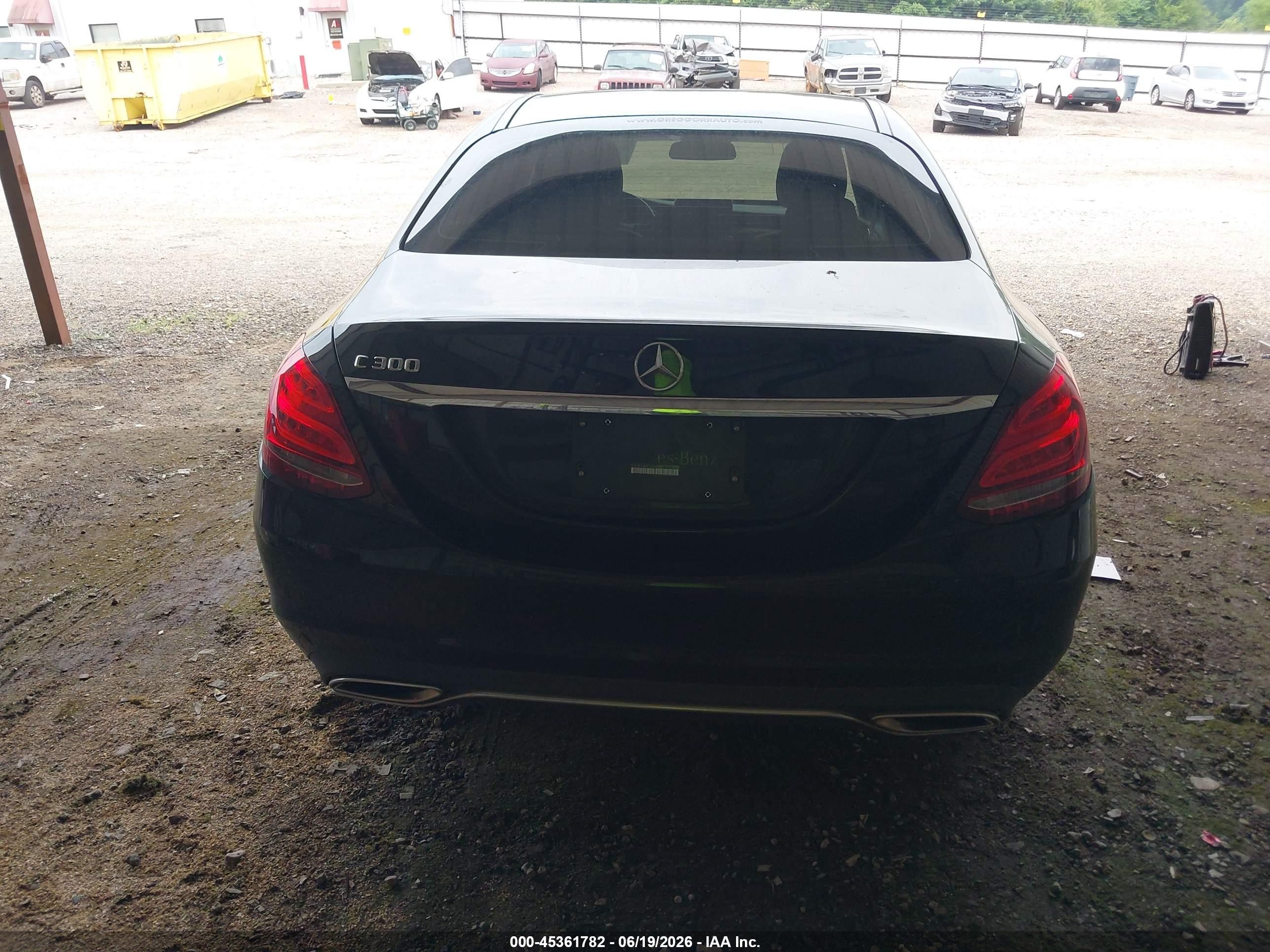 2015 Mercedes-benz C 300 Luxury/sport Black vin: 55SWF4JB3FU054546