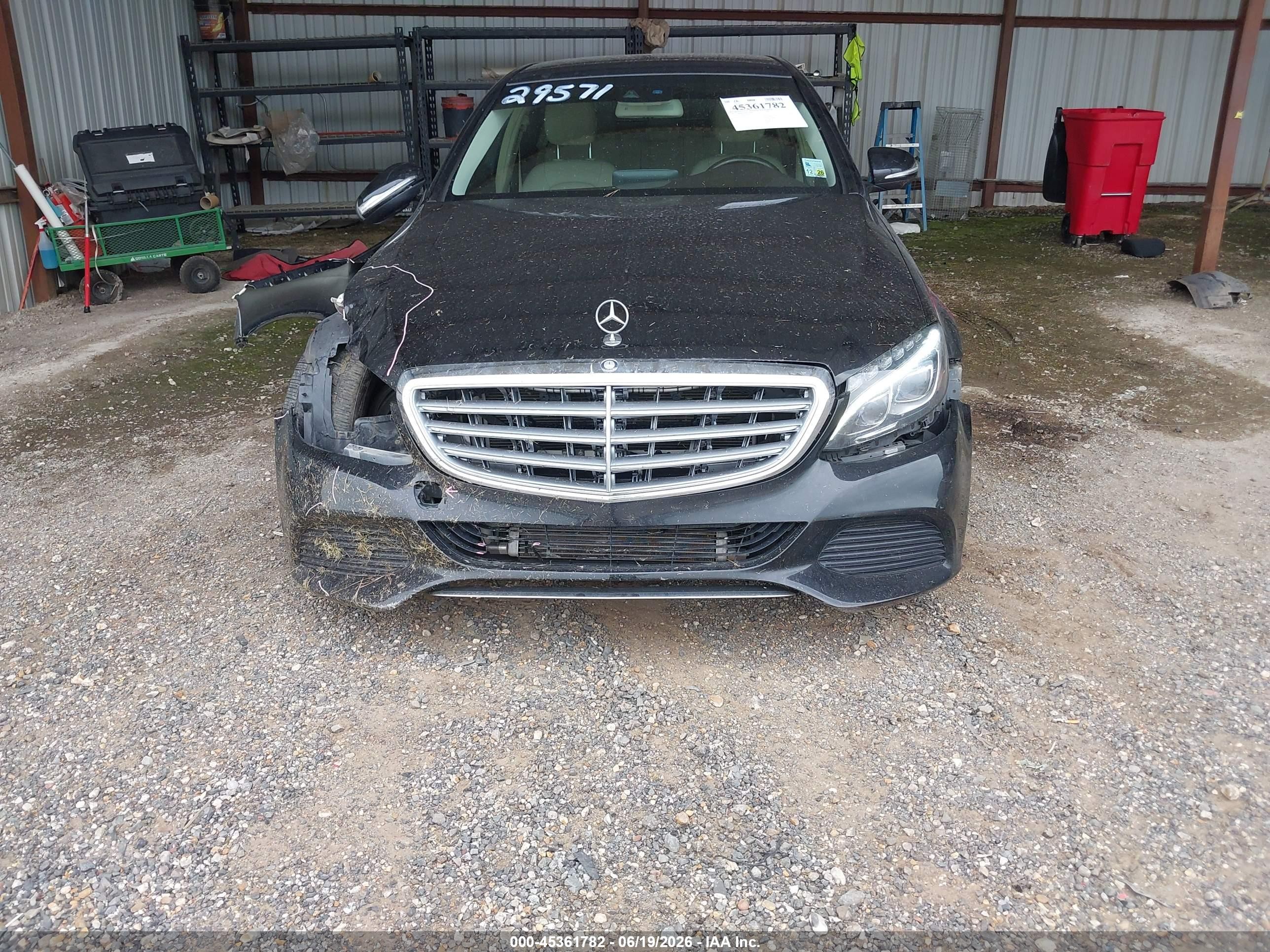 2015 Mercedes-benz C 300 Luxury/sport Black vin: 55SWF4JB3FU054546
