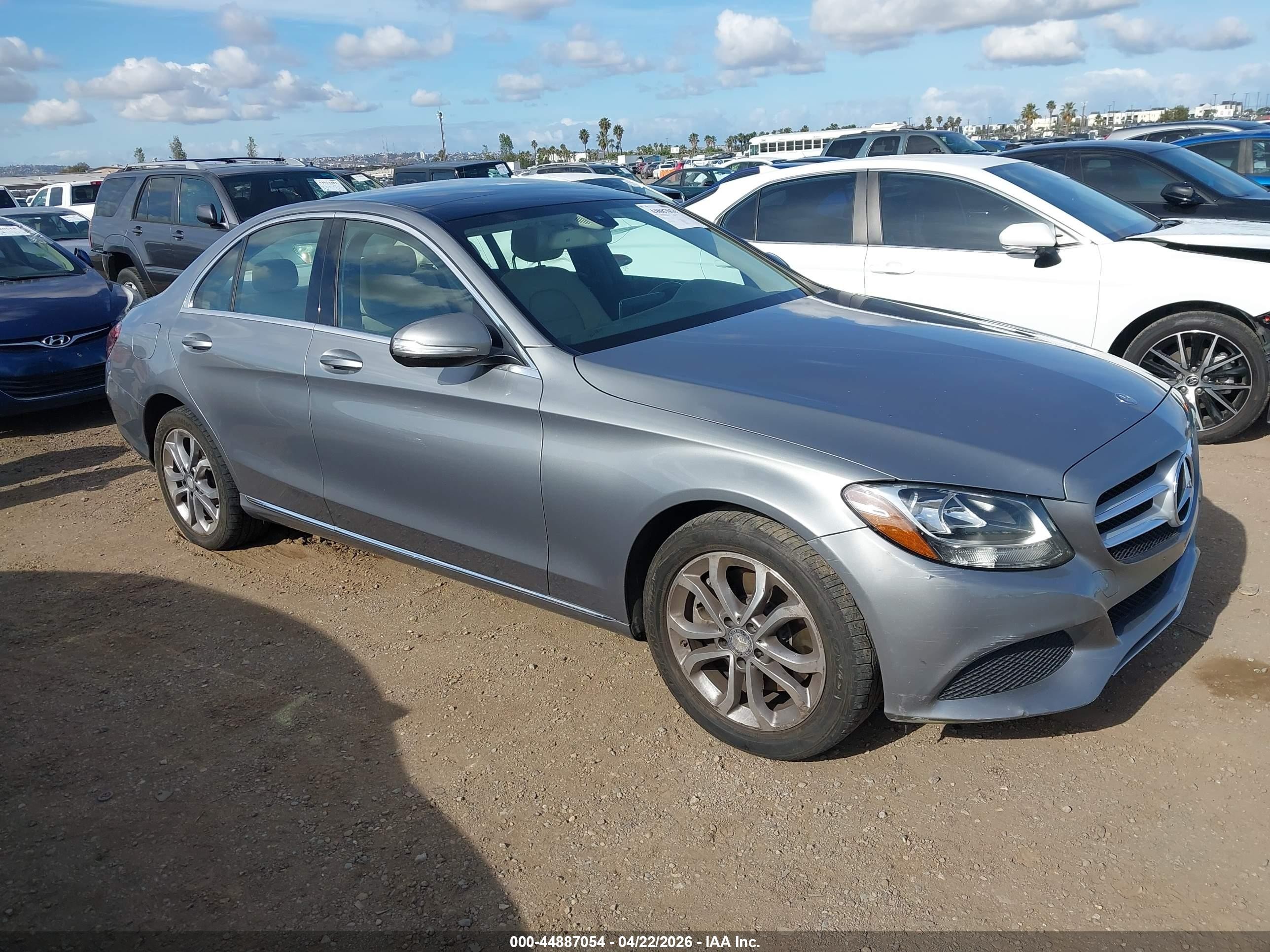 2015 Mercedes-benz C 300   Gray vin: 55SWF4JB3FU057463