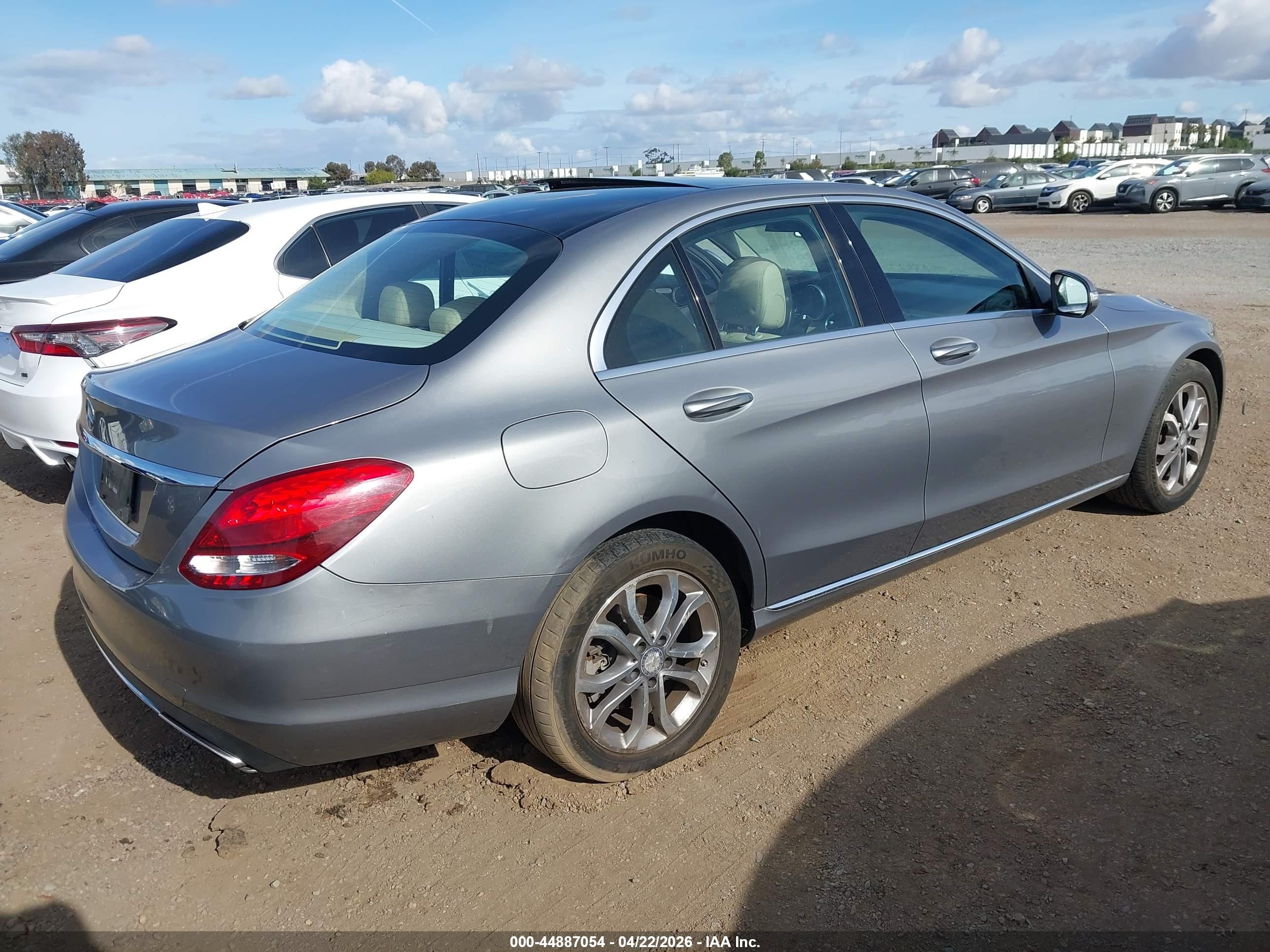2015 Mercedes-benz C 300   Gray vin: 55SWF4JB3FU057463