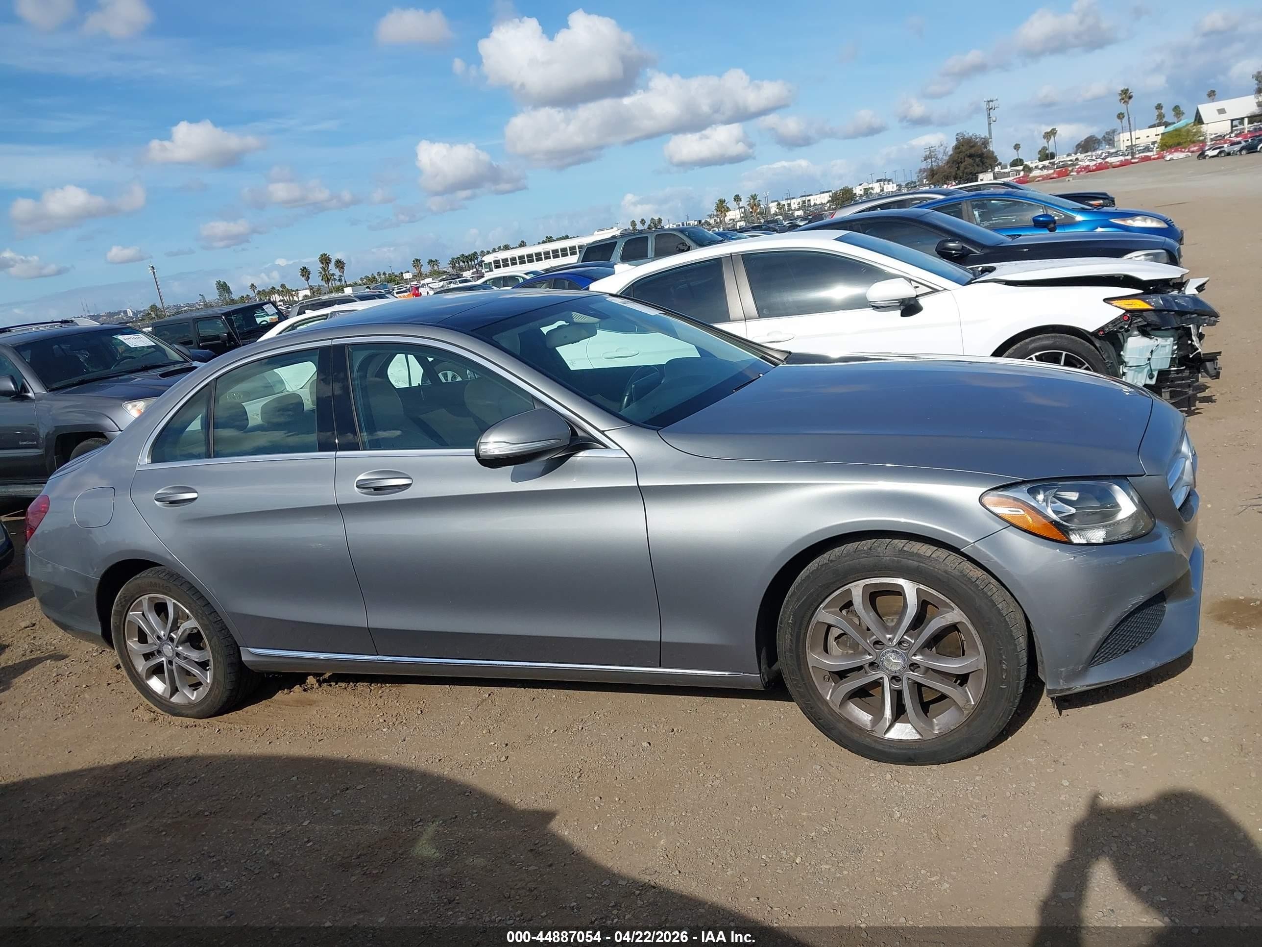 2015 Mercedes-benz C 300   Gray vin: 55SWF4JB3FU057463