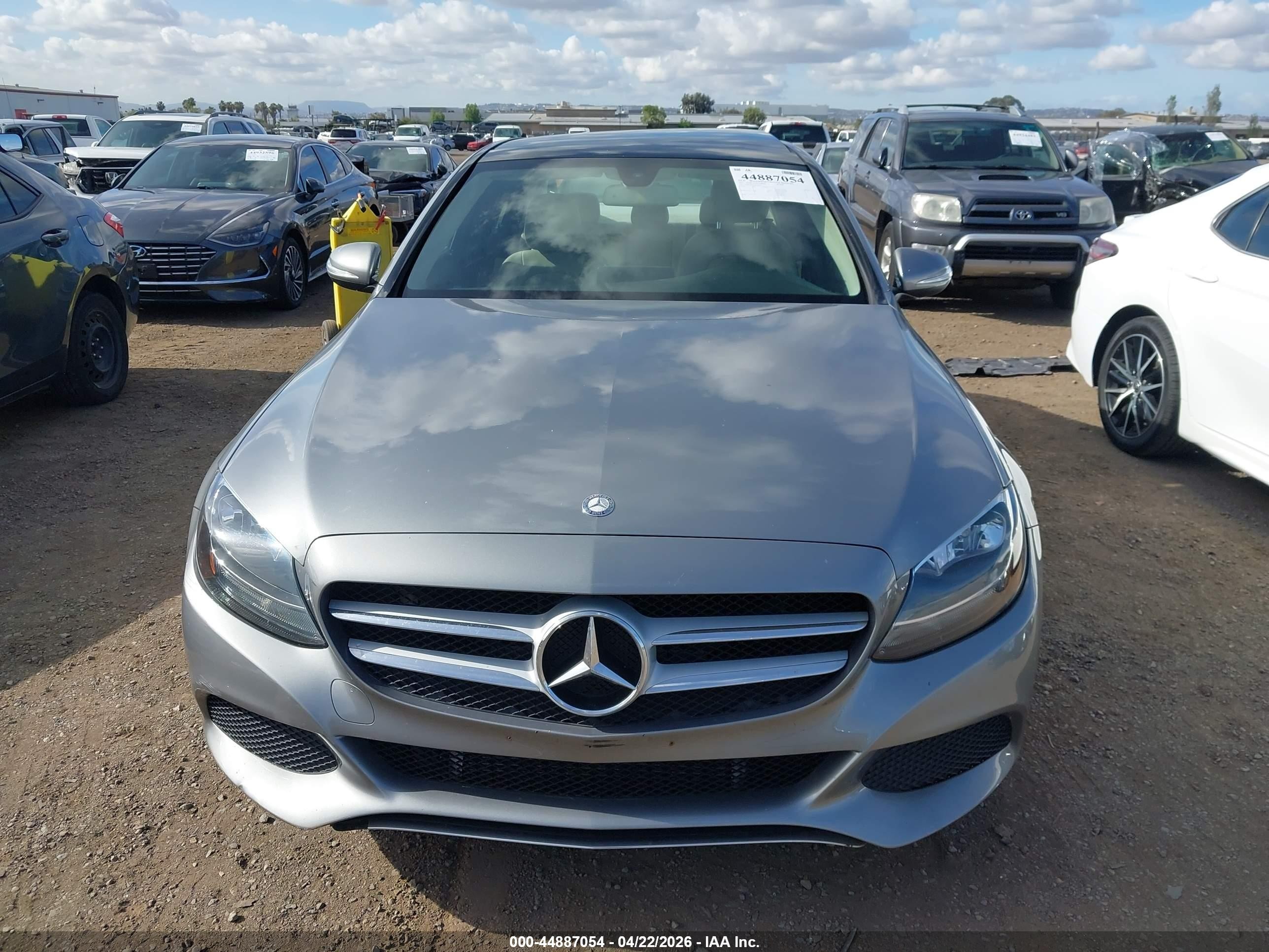 2015 Mercedes-benz C 300   Gray vin: 55SWF4JB3FU057463