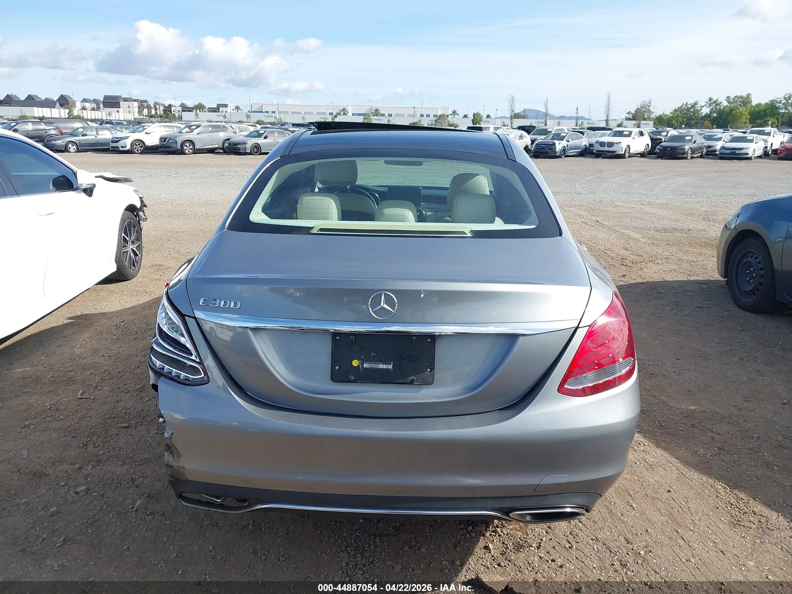 2015 Mercedes-benz C 300   Gray vin: 55SWF4JB3FU057463