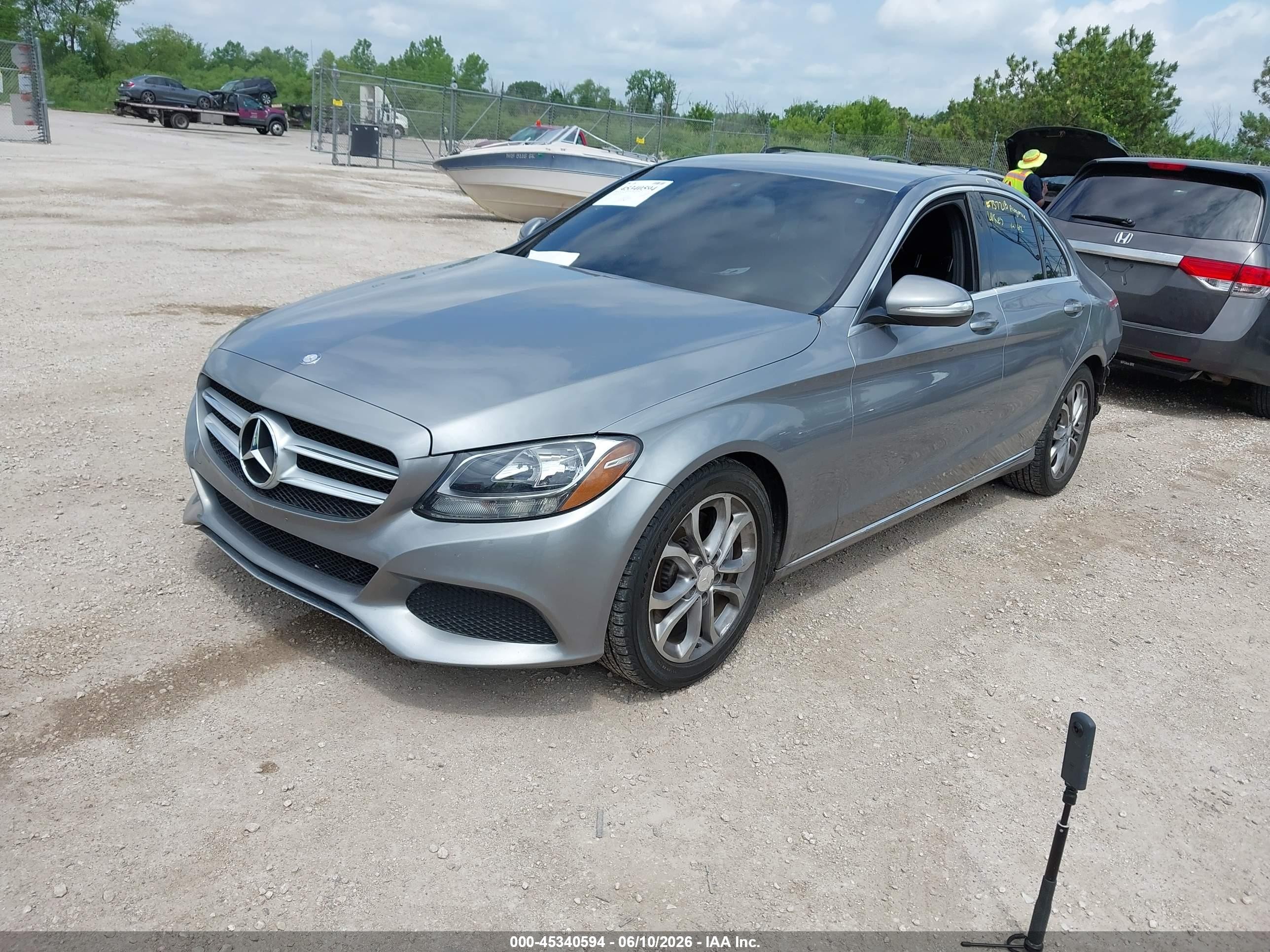 2015 Mercedes-benz C 300 Серебряный vin: 55SWF4JB3FU069693