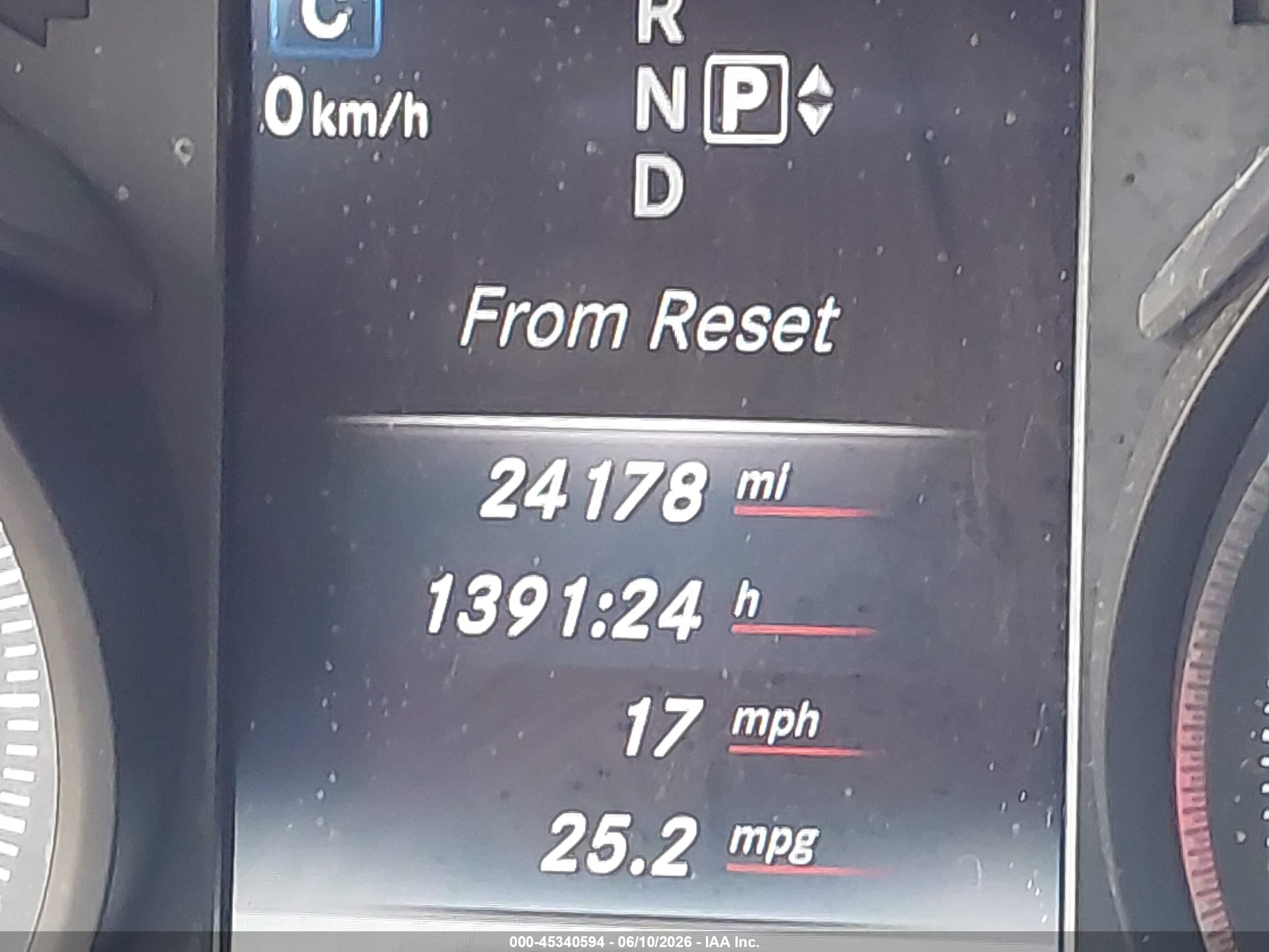 2015 Mercedes-benz C 300 Серебряный vin: 55SWF4JB3FU069693