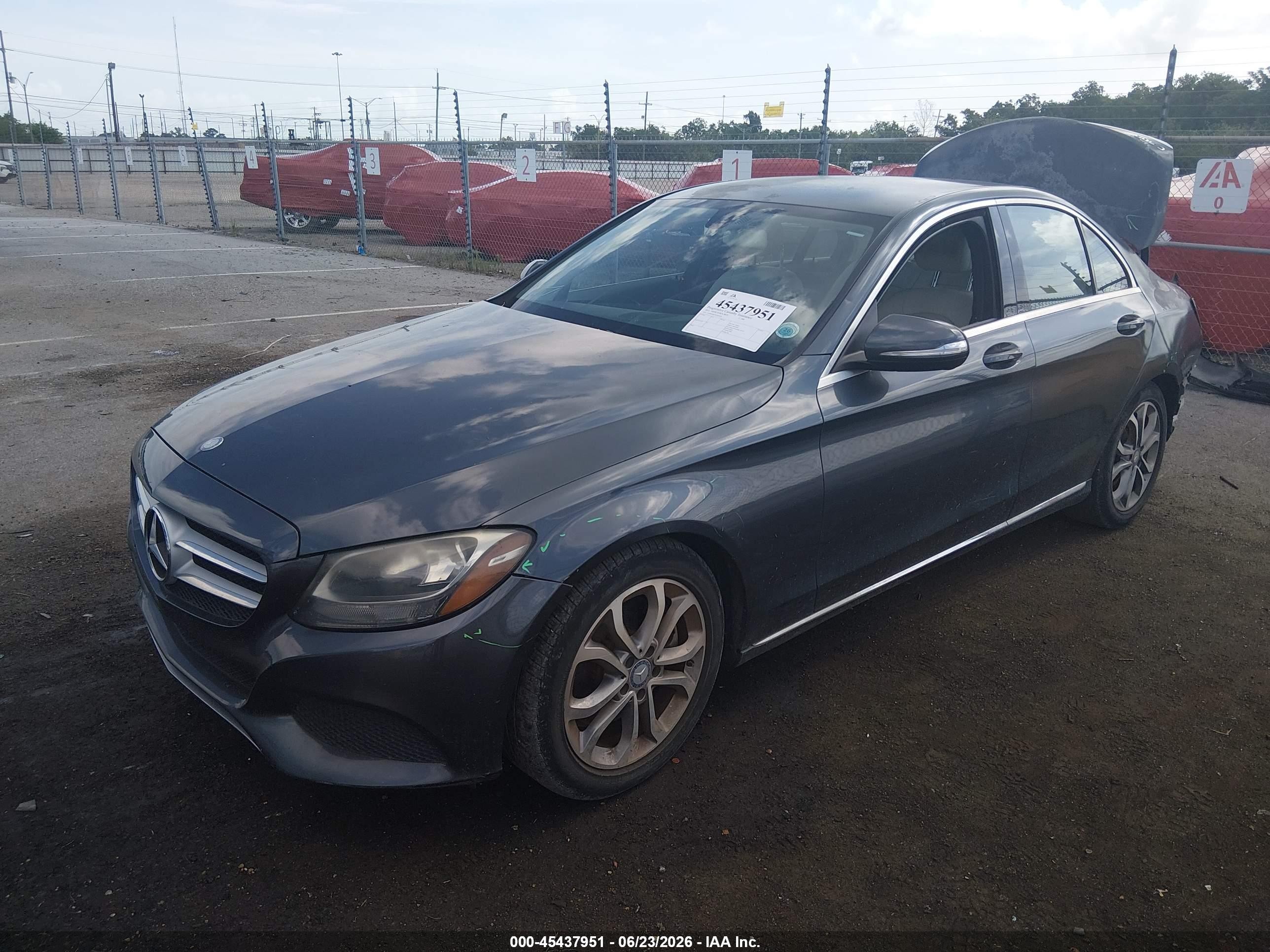 2015 Mercedes-benz C 300   Gray vin: 55SWF4JB3FU083528