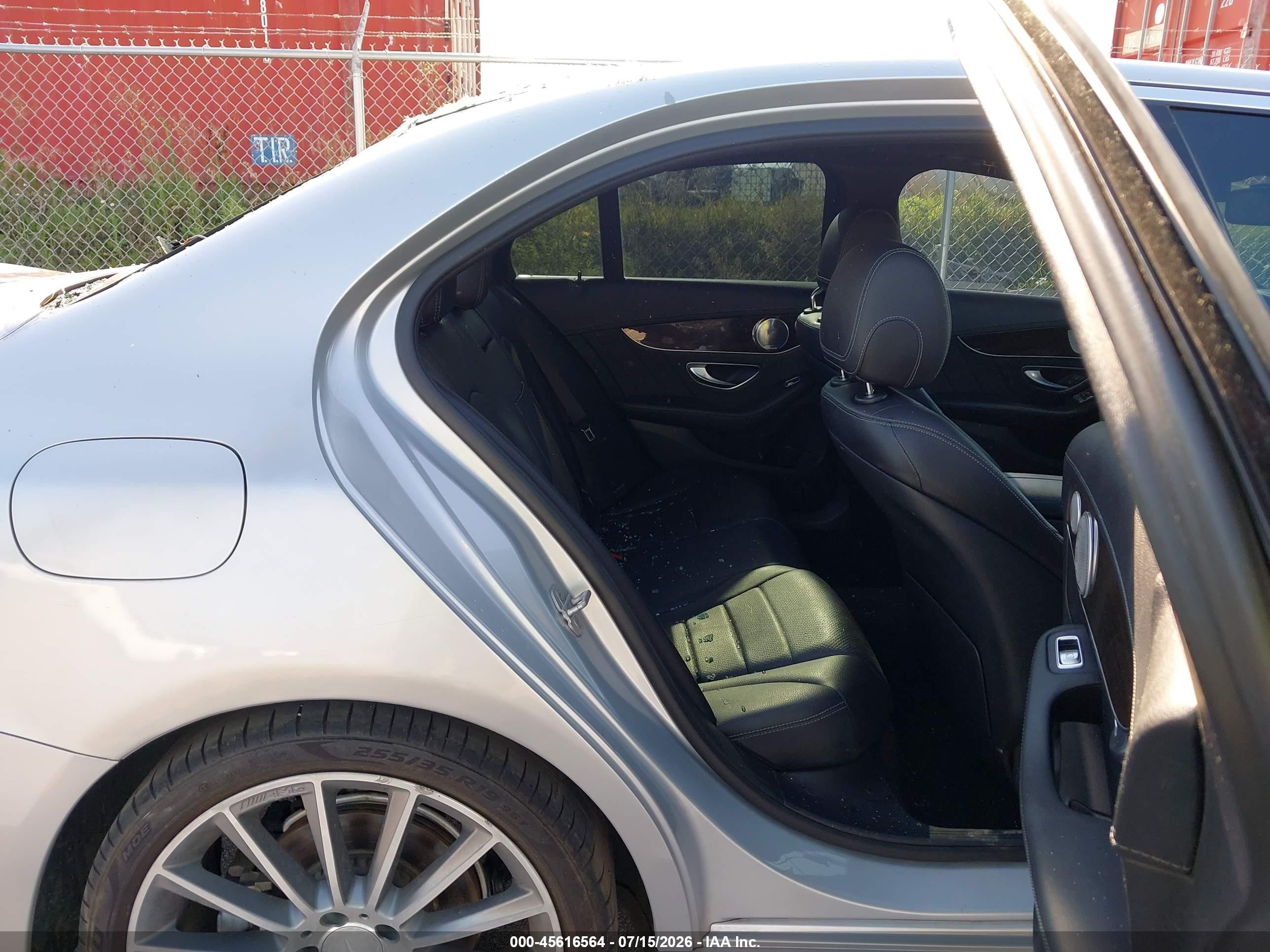 2015 Mercedes-benz C 300 Sport Silver vin: 55SWF4JB3FU083853