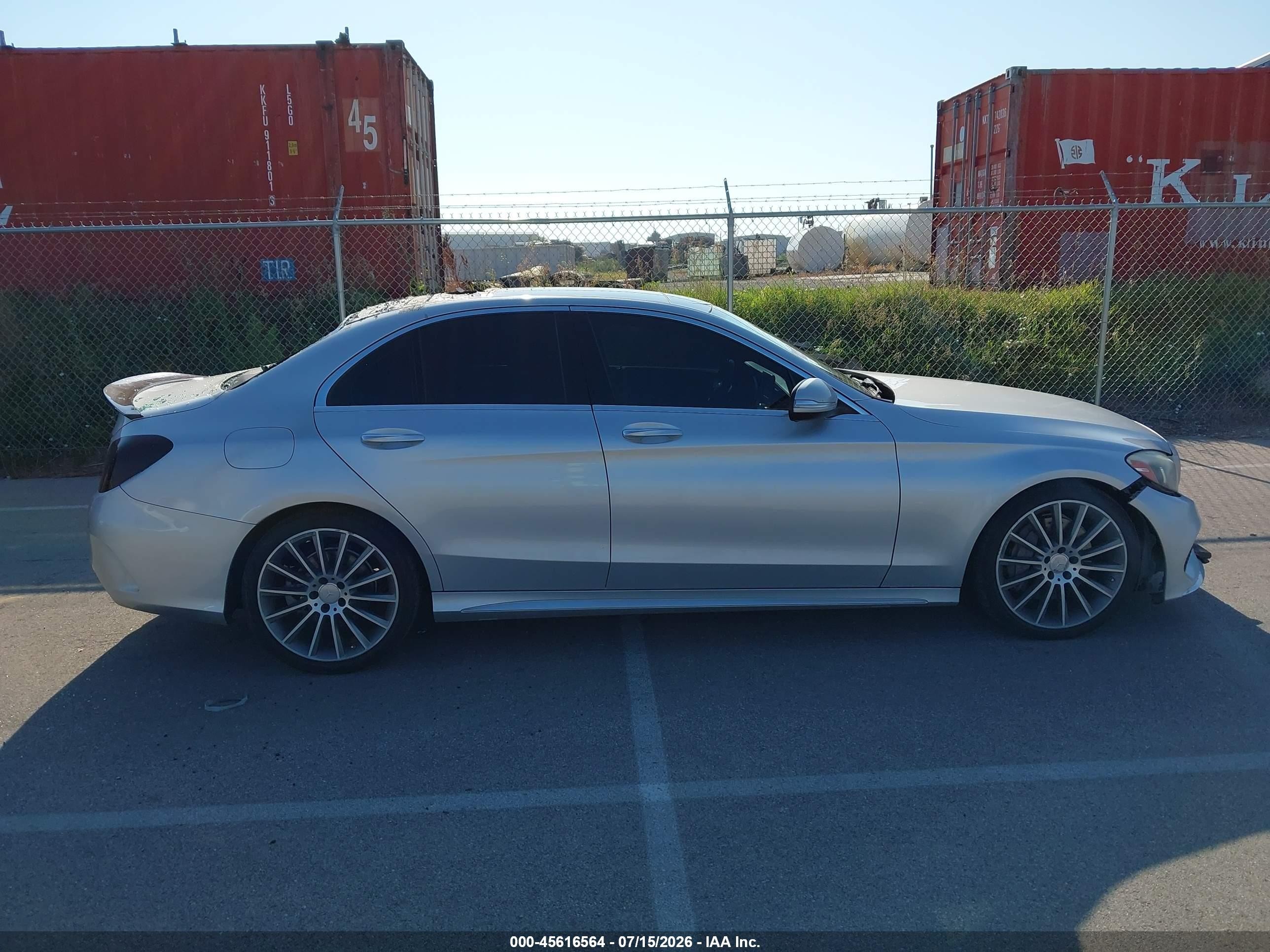 2015 Mercedes-benz C 300 Sport Silver vin: 55SWF4JB3FU083853