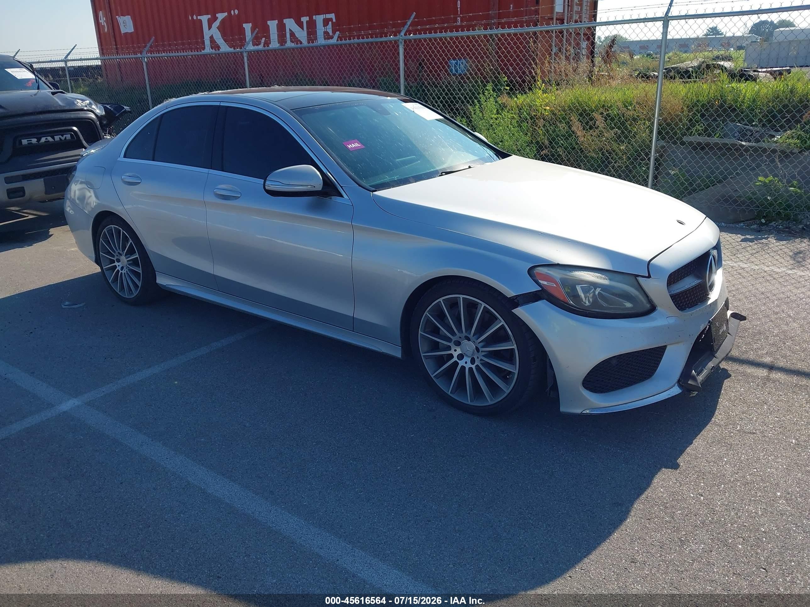 2015 Mercedes-benz C 300 Sport Silver vin: 55SWF4JB3FU083853