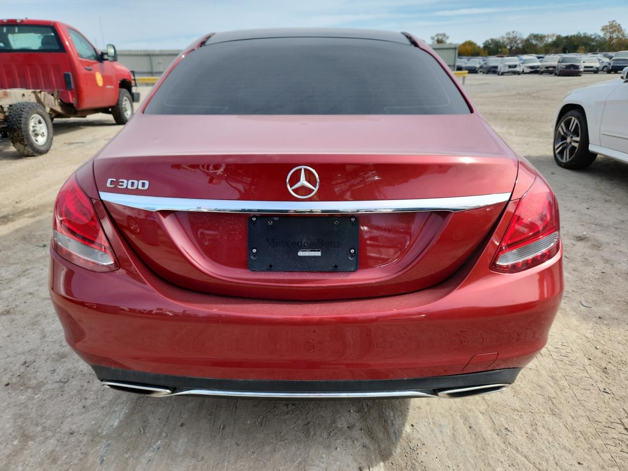 2016 Mercedes-benz C 300 Red vin: 55SWF4JB3GU151487