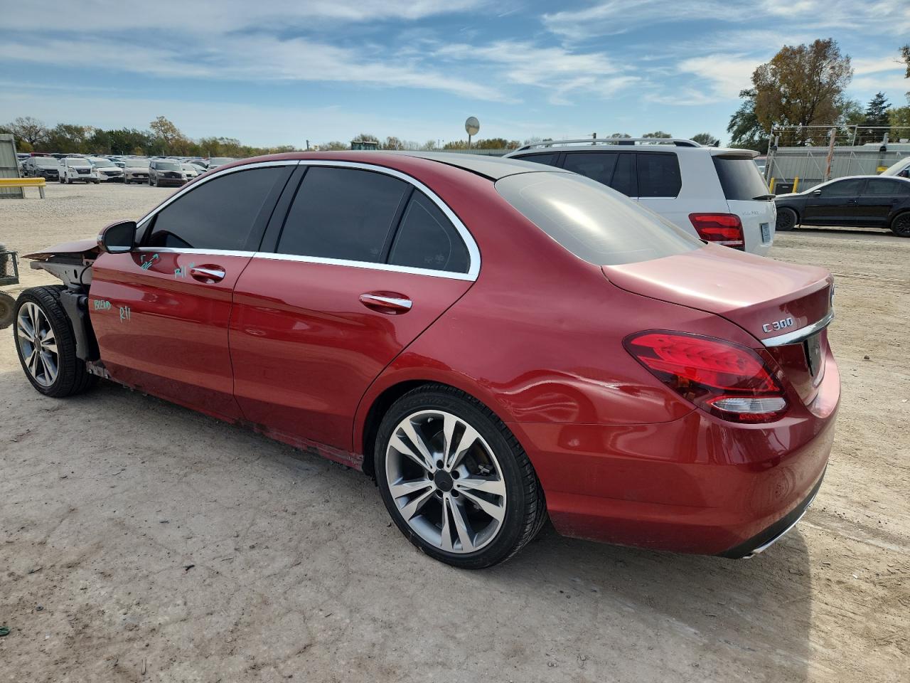 2016 Mercedes-benz C 300 Red vin: 55SWF4JB3GU151487