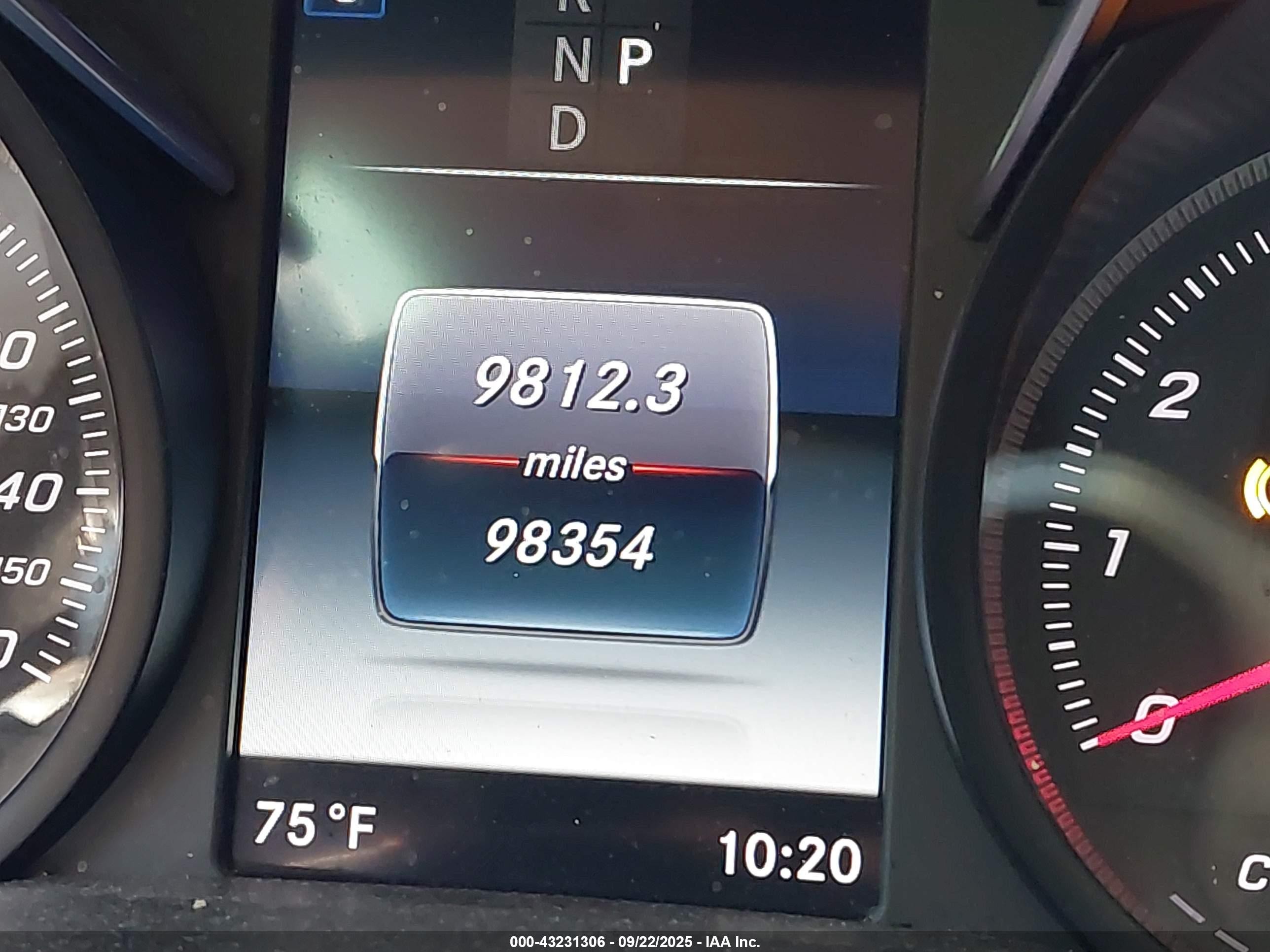 2018 Mercedes-benz C 300   Champagne vin: 55SWF4JB3JU219617
