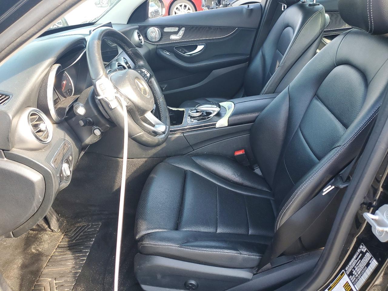 2015 Mercedes-benz C 300 Black vin: 55SWF4JB4FU050568