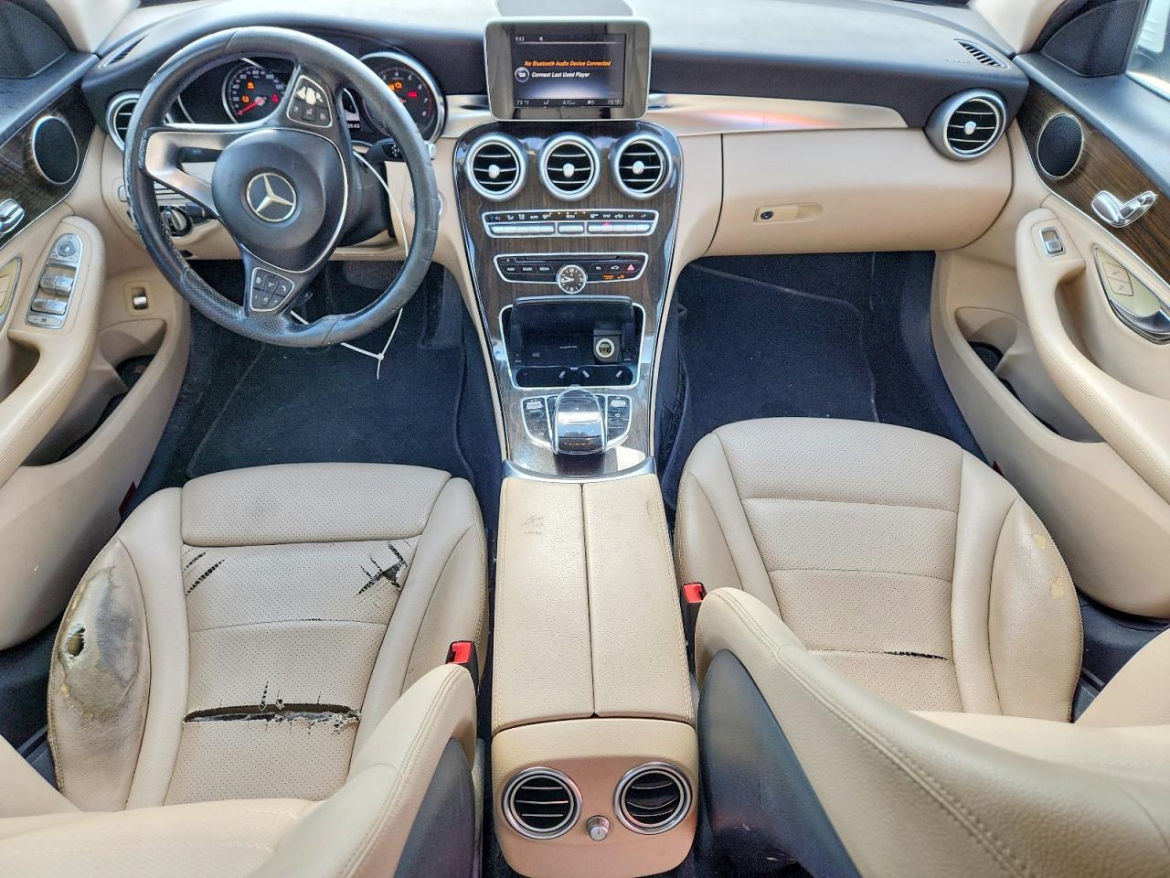 2015 Mercedes-benz C 300 White vin: 55SWF4JB4FU051767