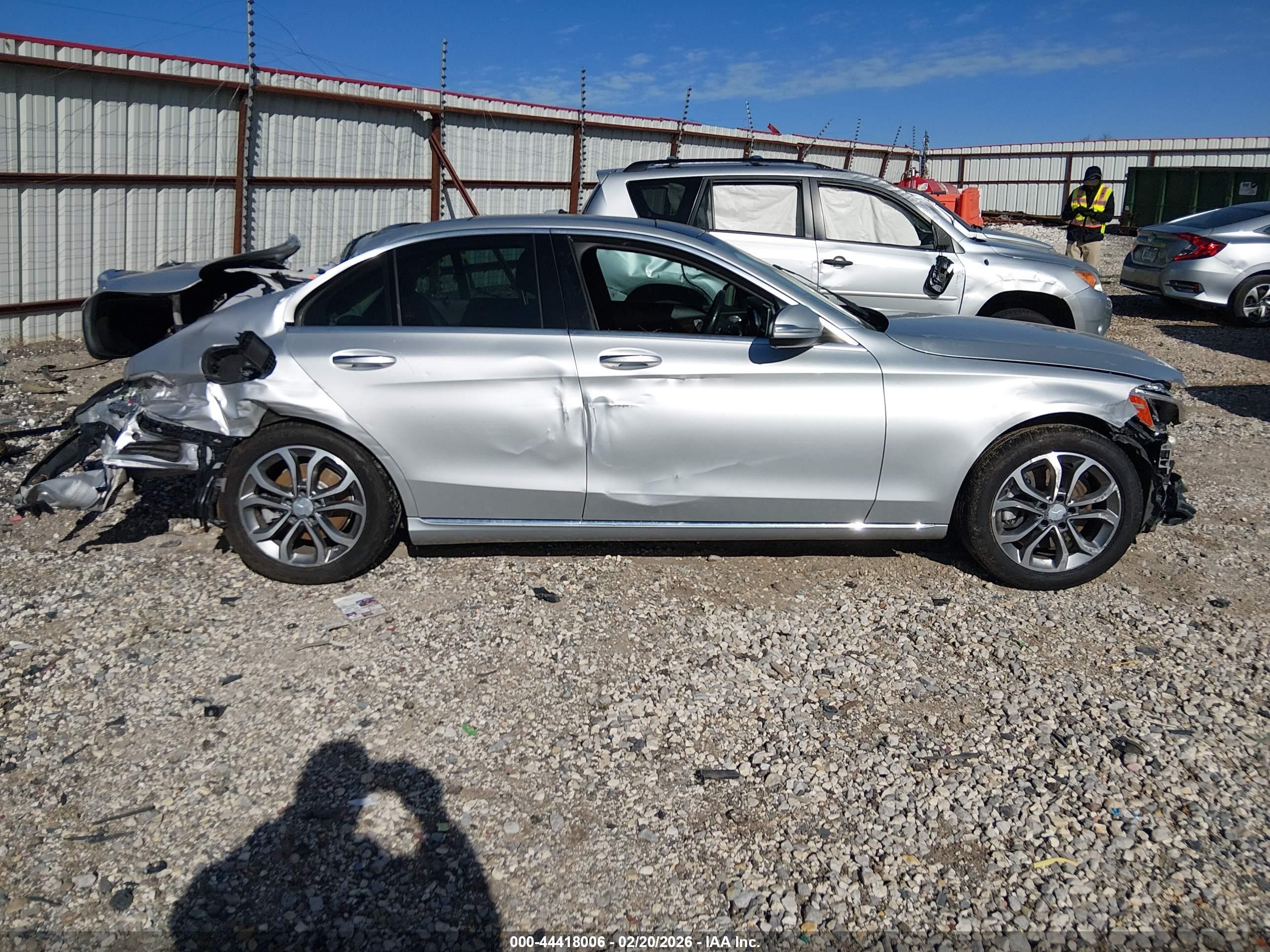 2015 Mercedes-benz C 300   Серебряный vin: 55SWF4JB4FU061635