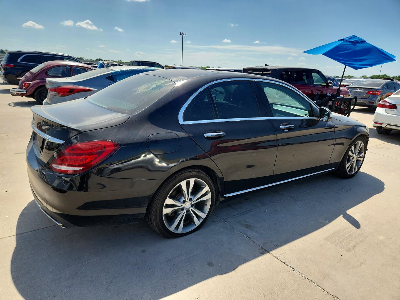2015 Mercedes-benz C 300 Black vin: 55SWF4JB4FU068097