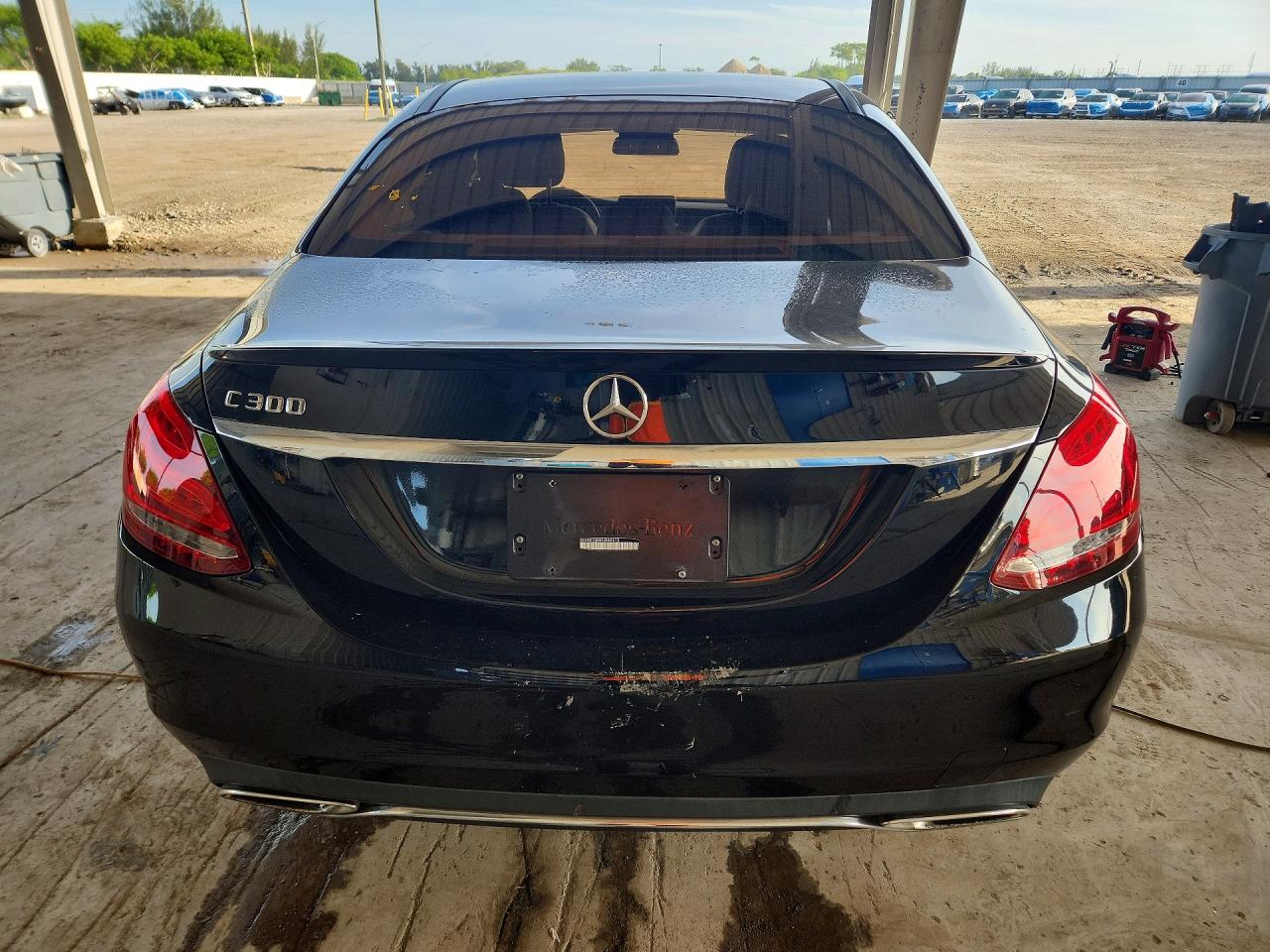 2015 Mercedes-benz C 300 Black vin: 55SWF4JB4FU069413