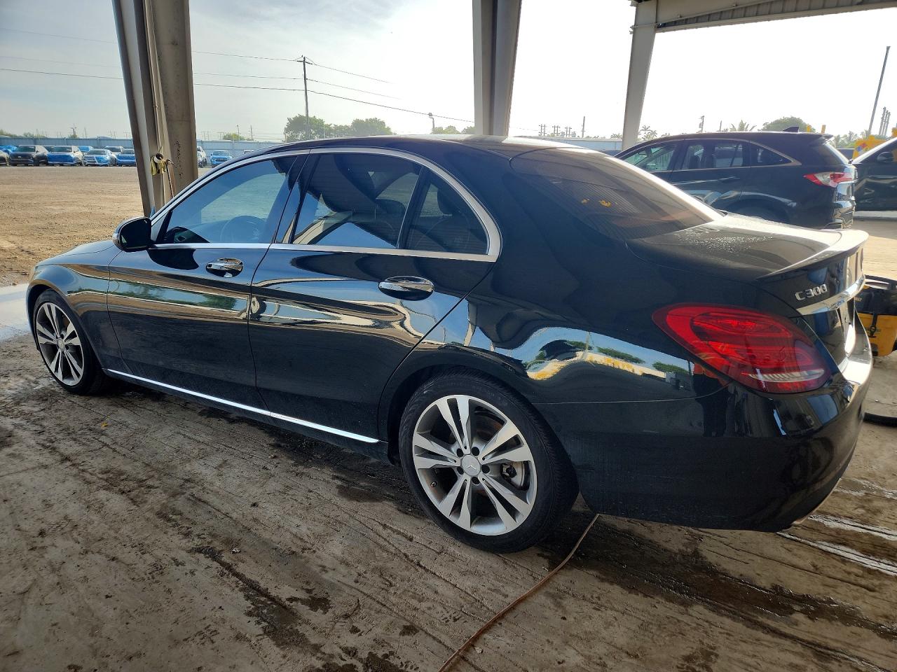 2015 Mercedes-benz C 300 Black vin: 55SWF4JB4FU069413