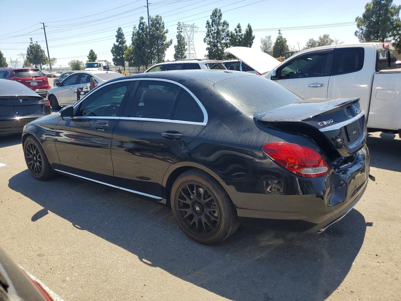 2015 Mercedes-benz C 300 Черный vin: 55SWF4JB4FU072716