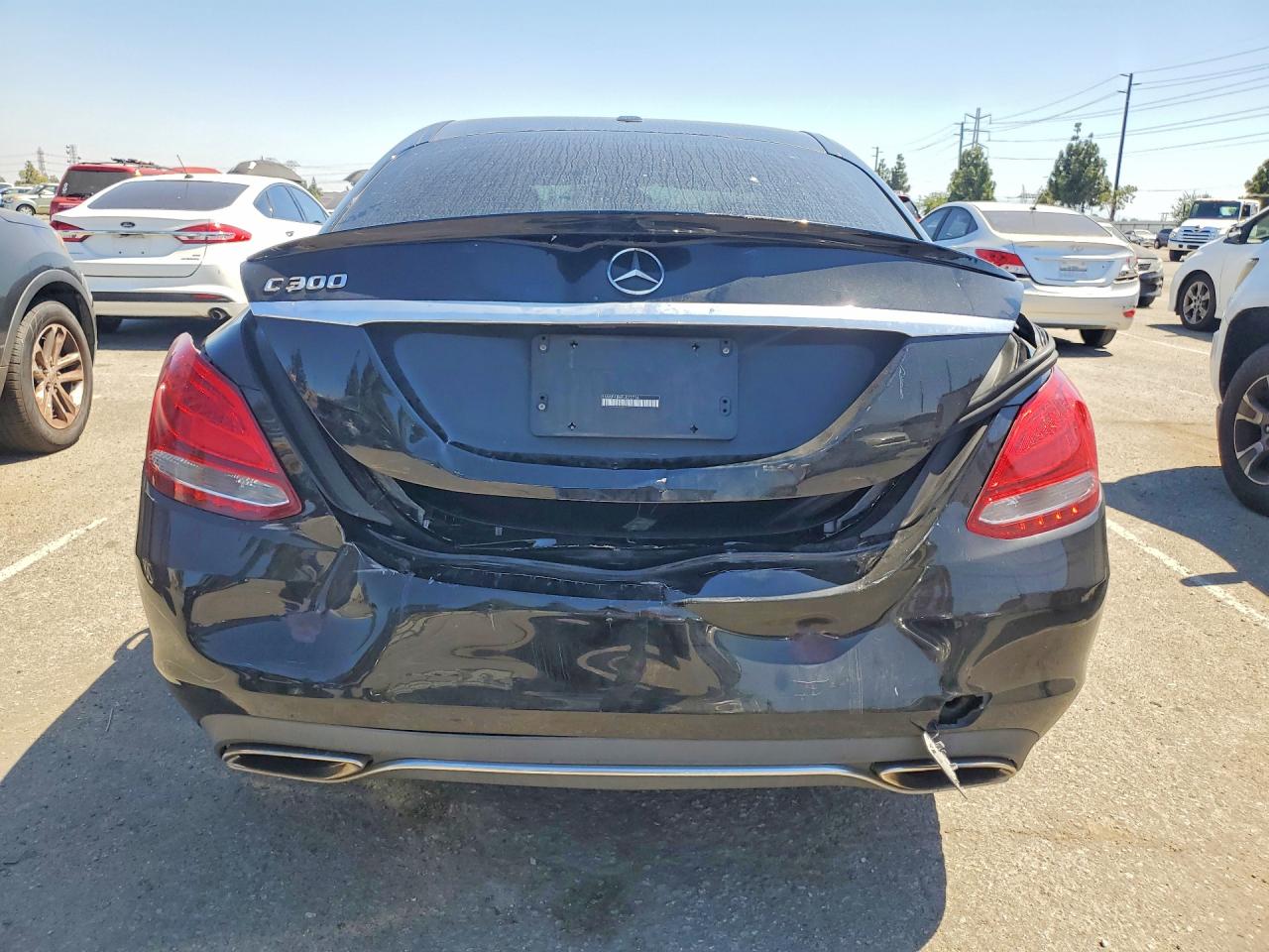 2015 Mercedes-benz C 300 Черный vin: 55SWF4JB4FU072716