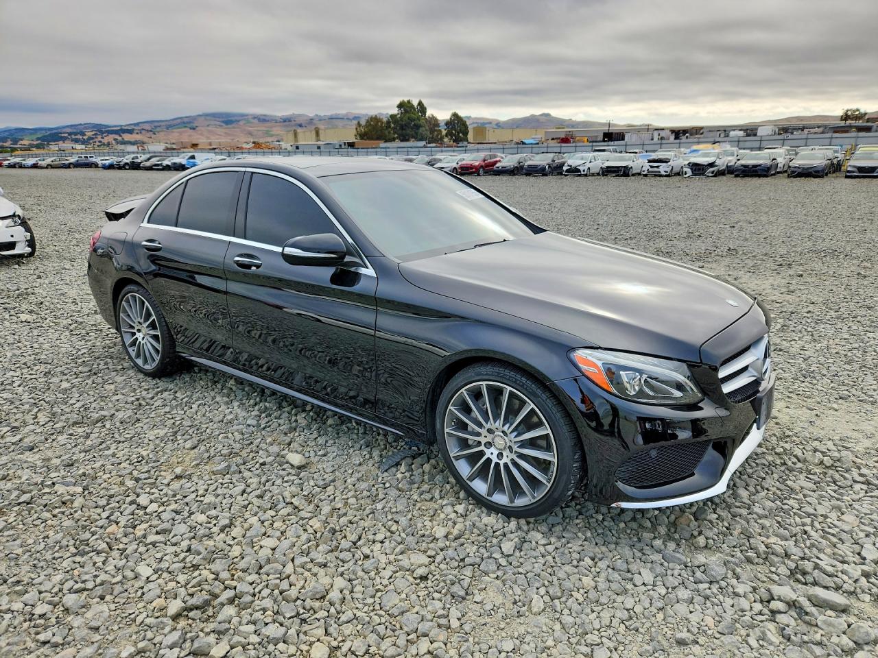 2015 Mercedes-benz C 300 Black vin: 55SWF4JB4FU075096
